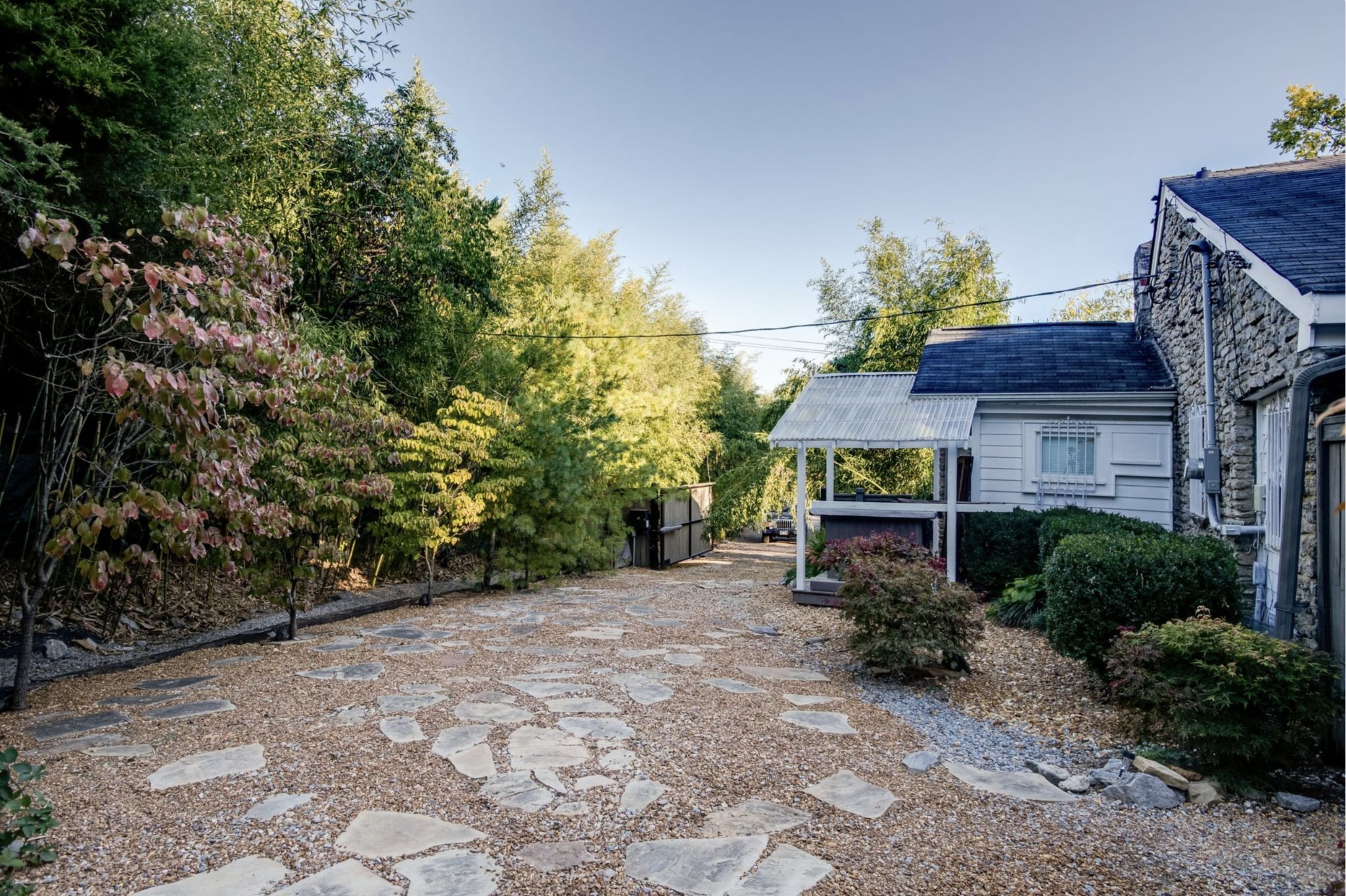 Nashville, Tennessee 37221, United States, 3 Bedrooms Bedrooms, ,2 BathroomsBathrooms,Residential,Active,110037