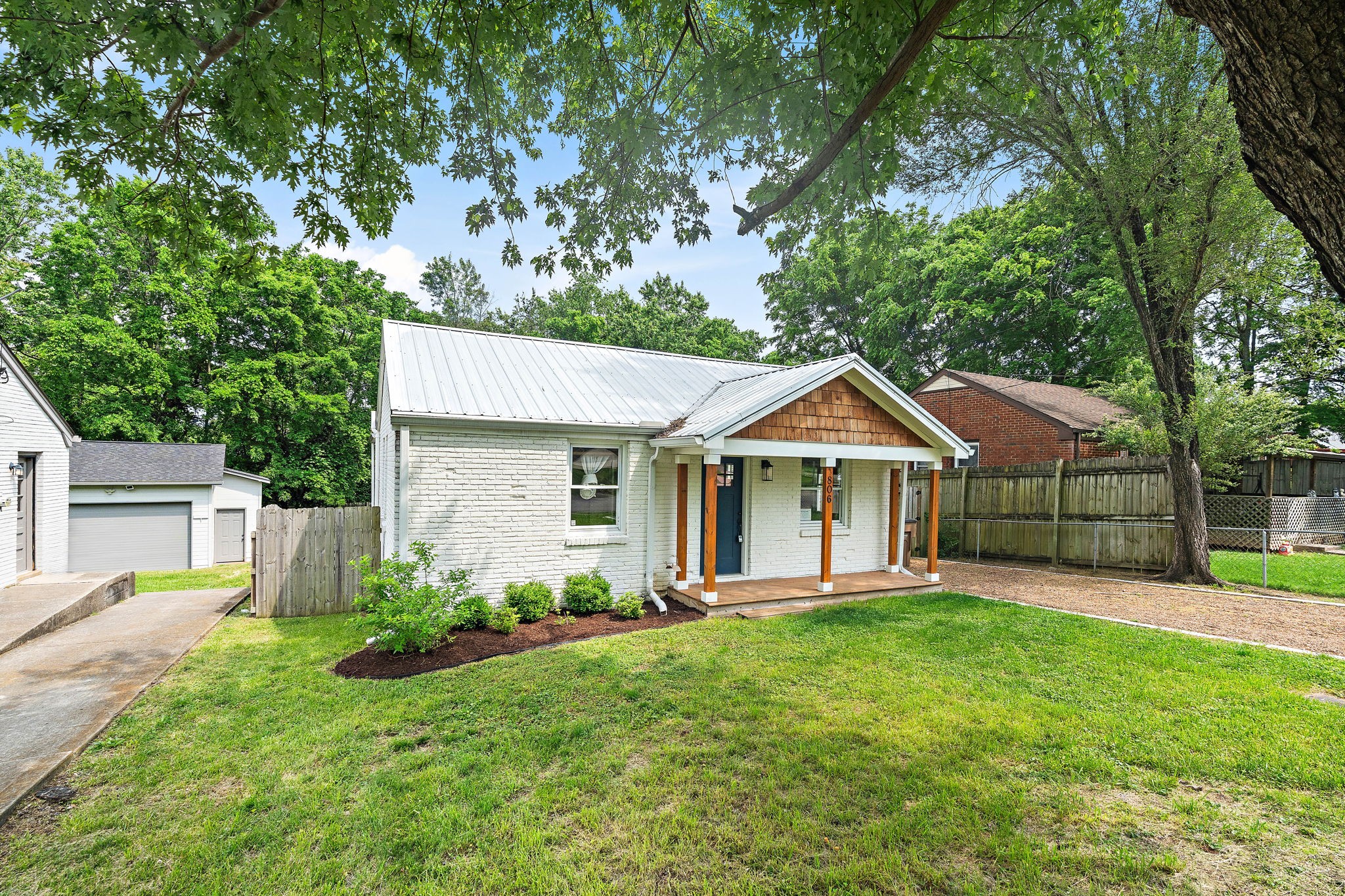 806 Washington Ave