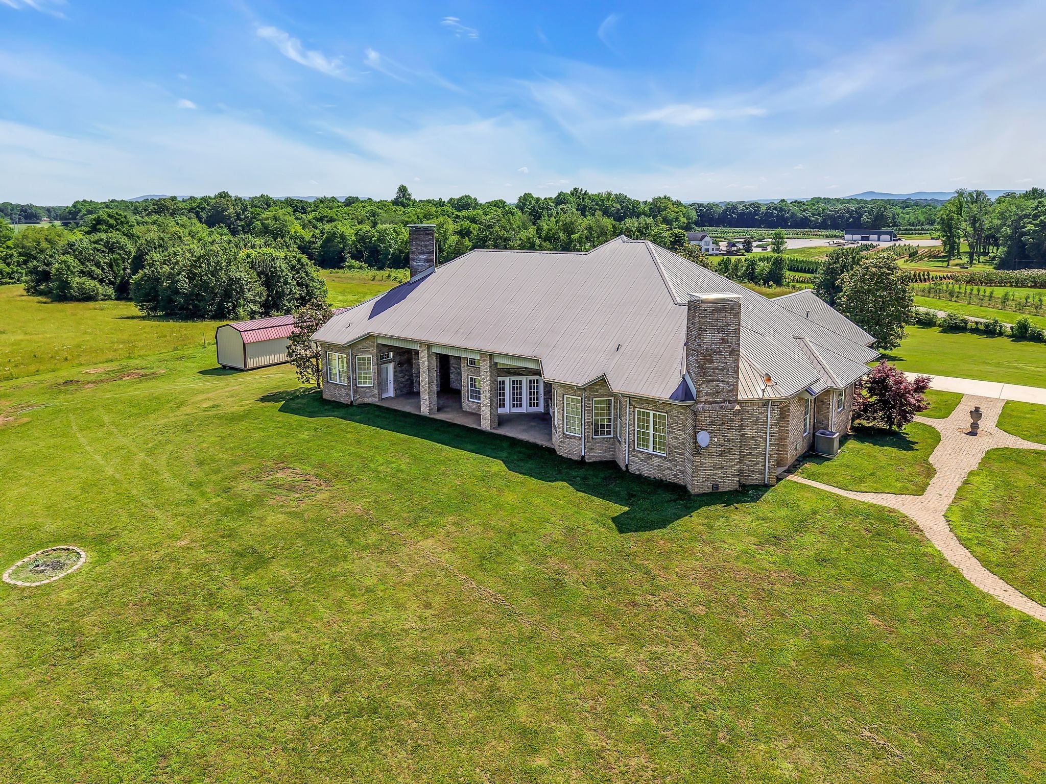 555 Randall Hitchcock Rd