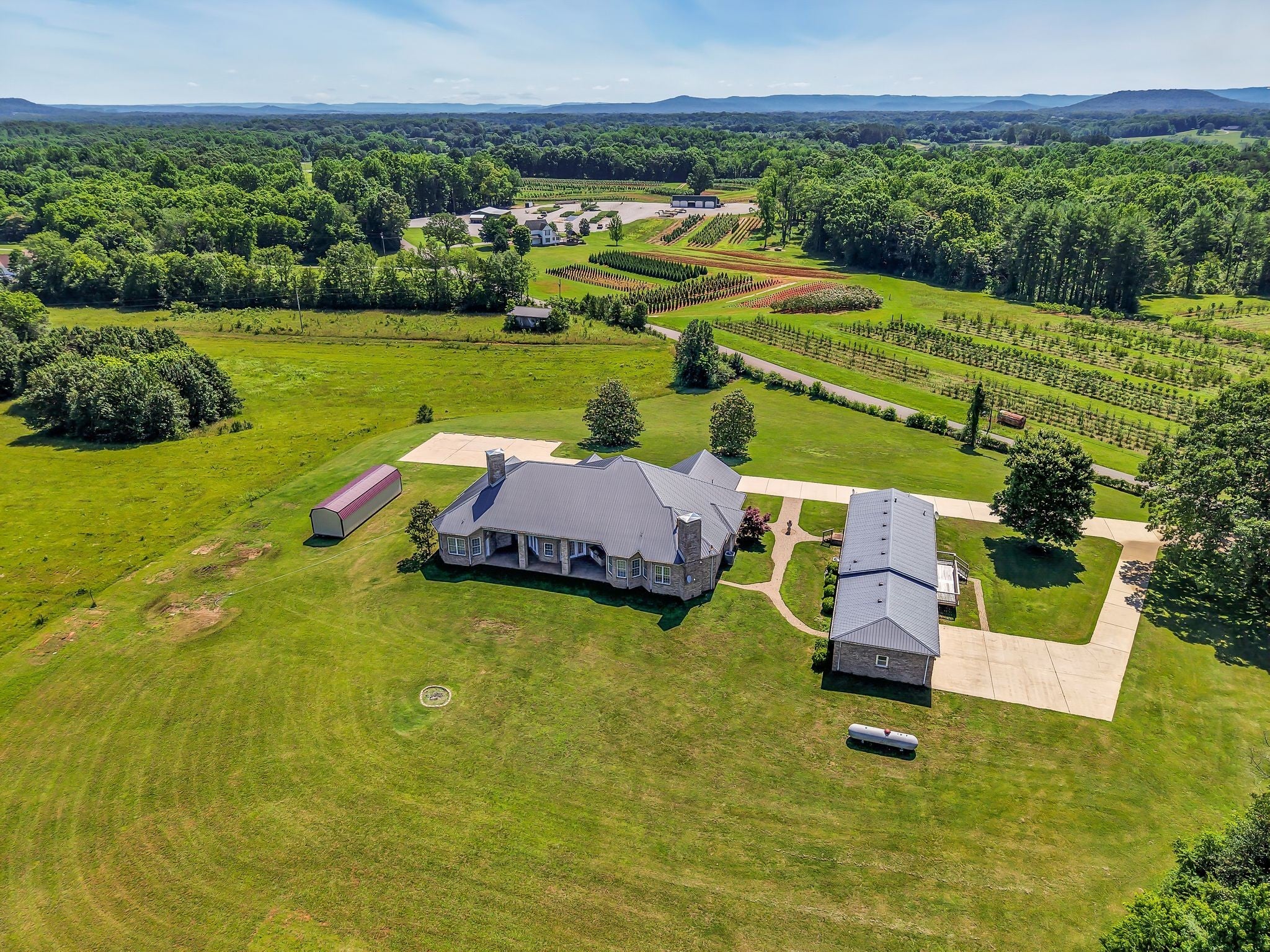 555 Randall Hitchcock Rd