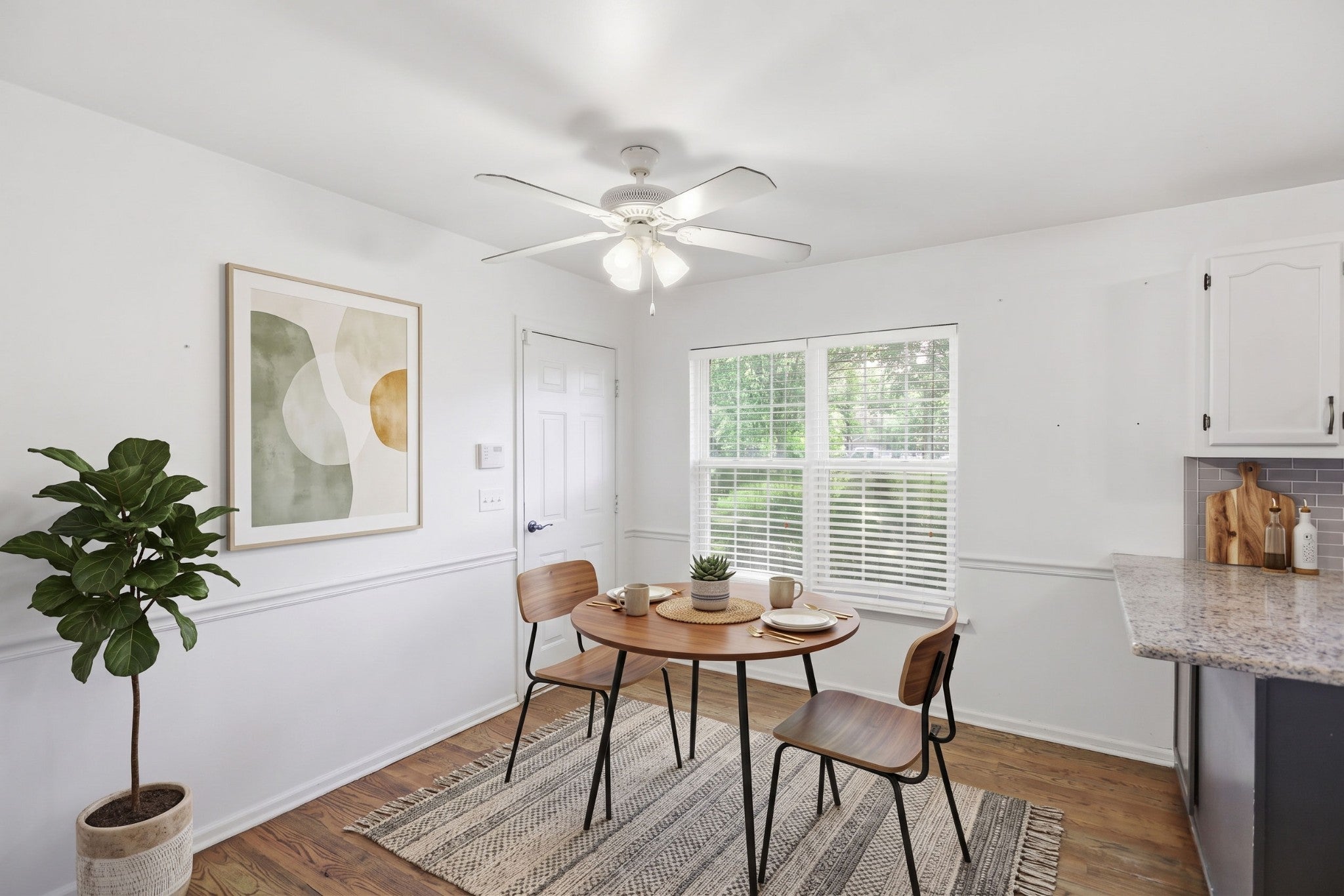 719 Williamsburg Dr - Photo 4