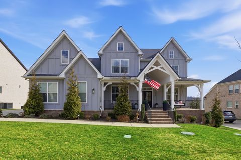 7033 Fiddlers Glen Dr Arrington TN 37014