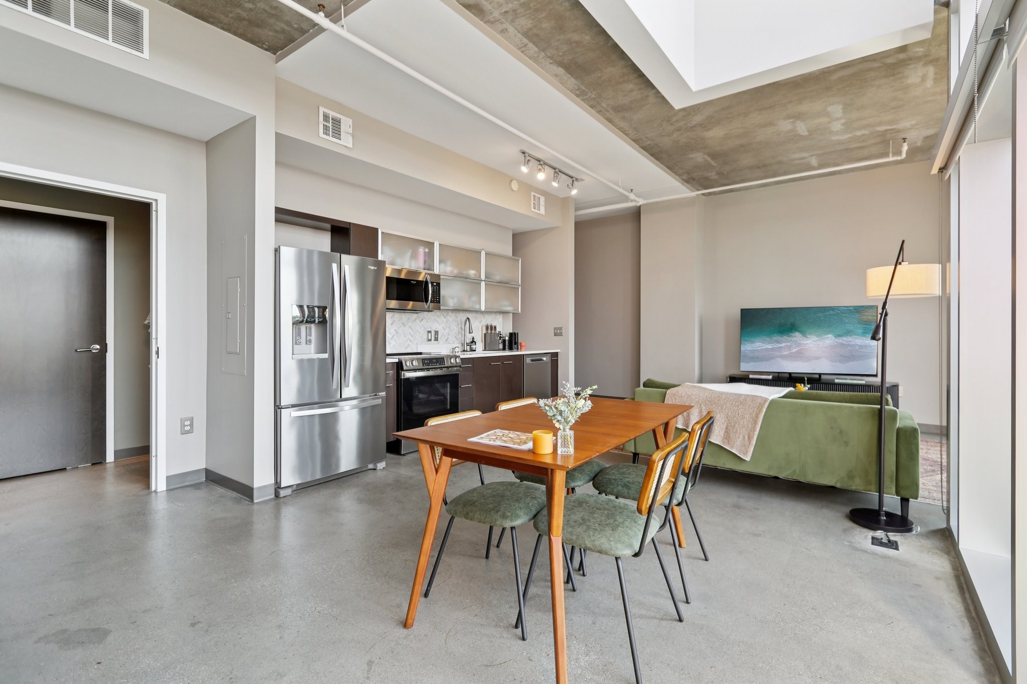 2115 Yeaman Pl 518