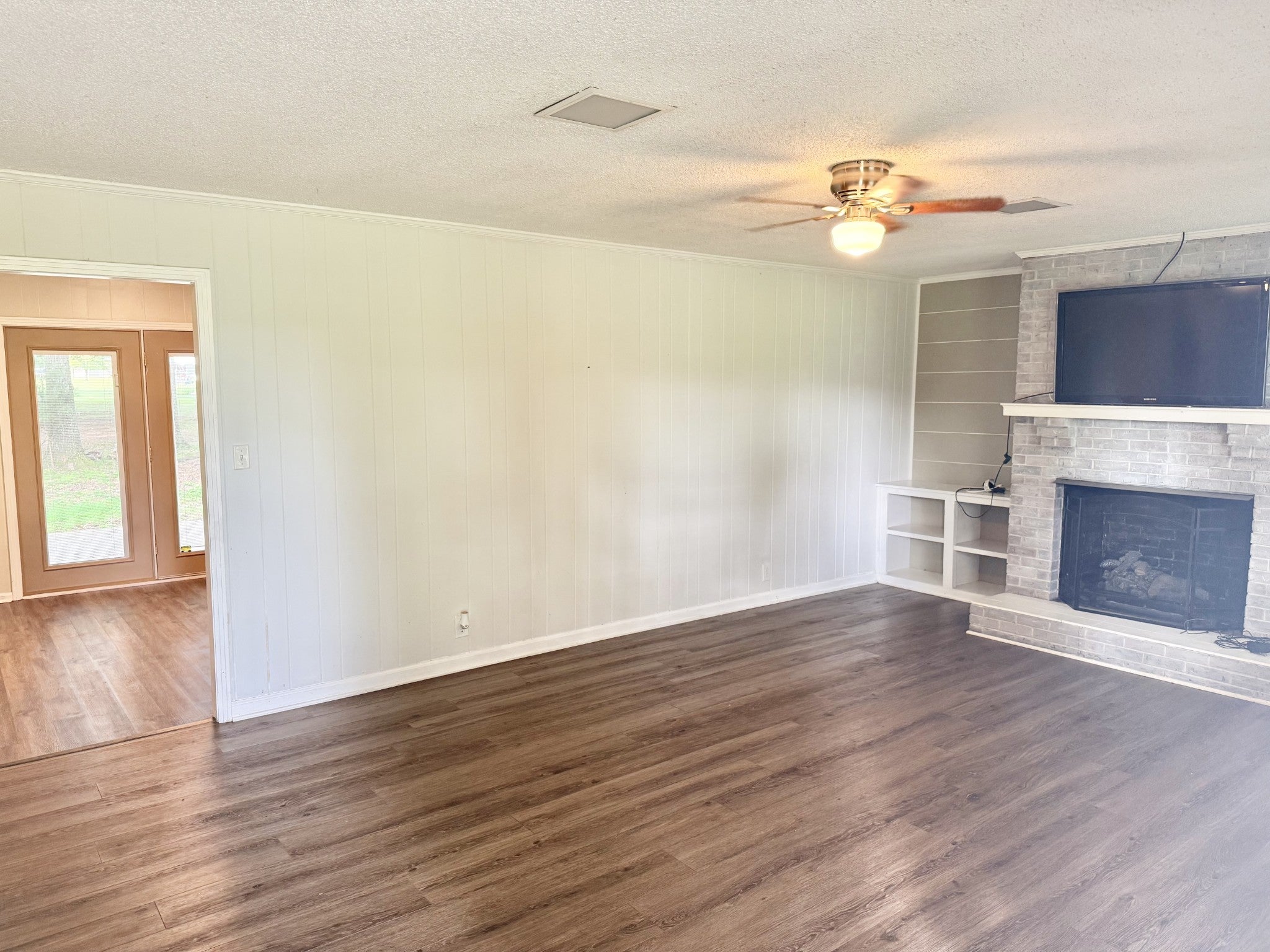 1387 Old Clarksville Pike