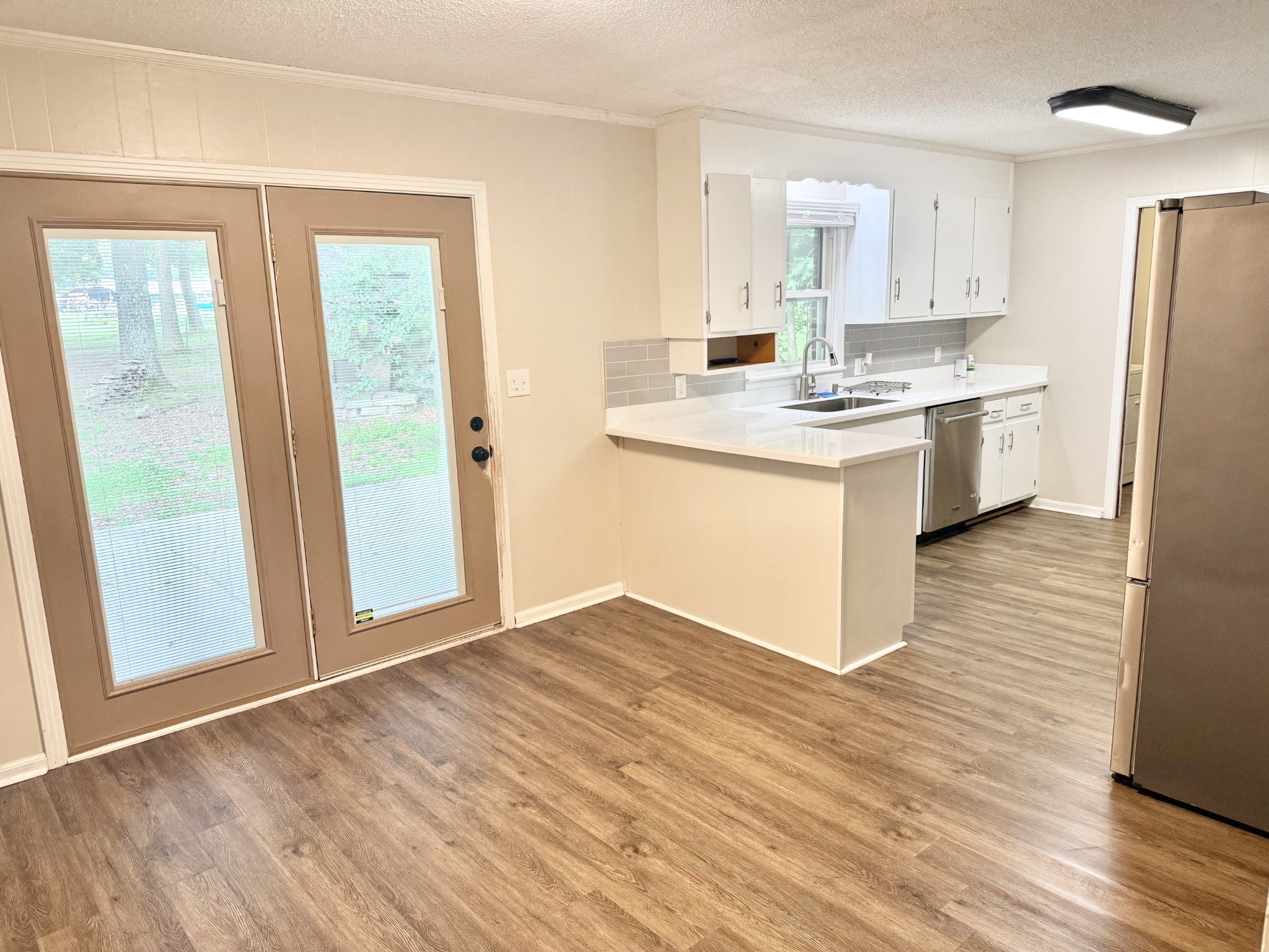 1387 Old Clarksville Pike
