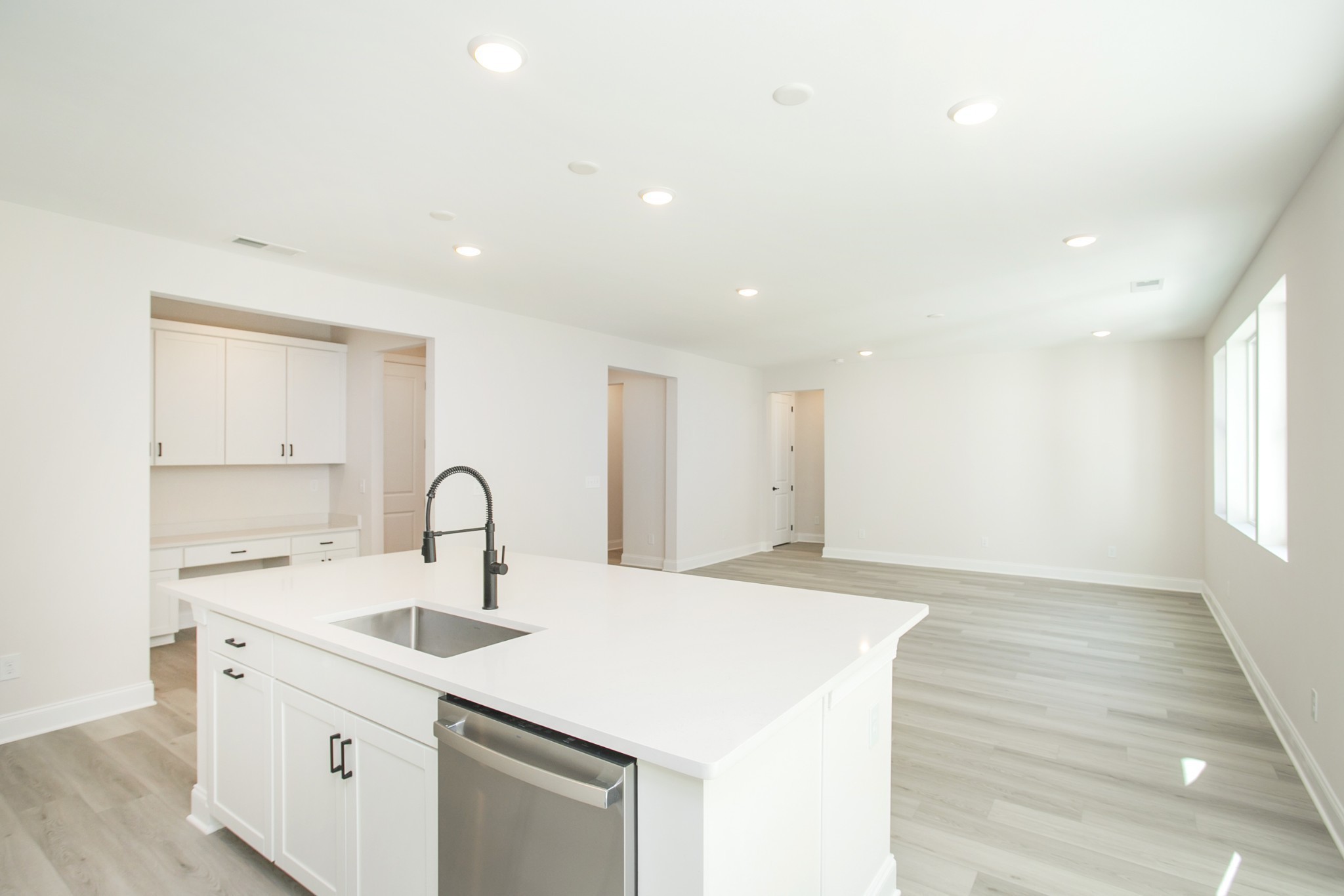 2353 Williamsport Landing