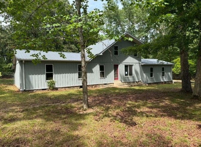 761 Carole Anne Dr