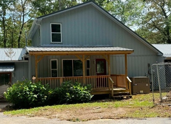 761 Carole Anne Dr