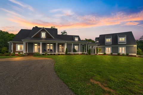 2680 Williamsport Pike Columbia TN 38401