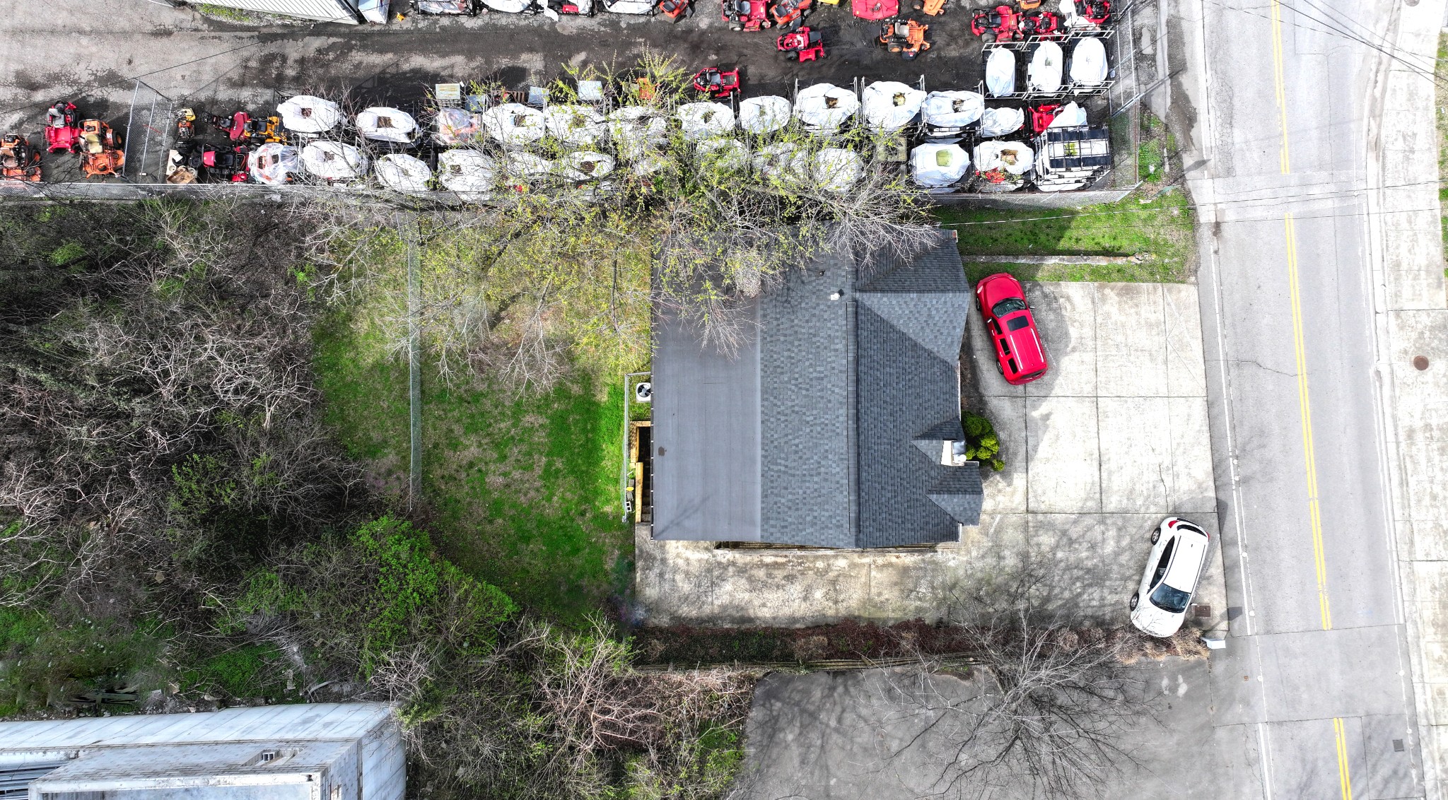 2401 White Ave