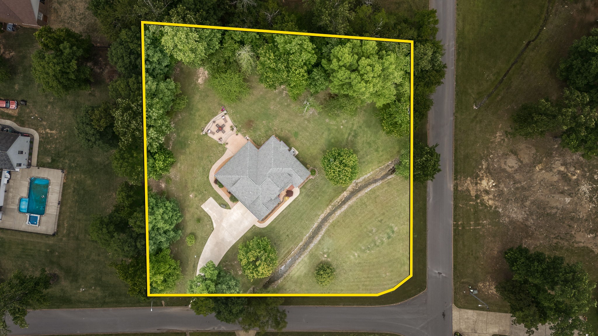 60 Windwood Dr