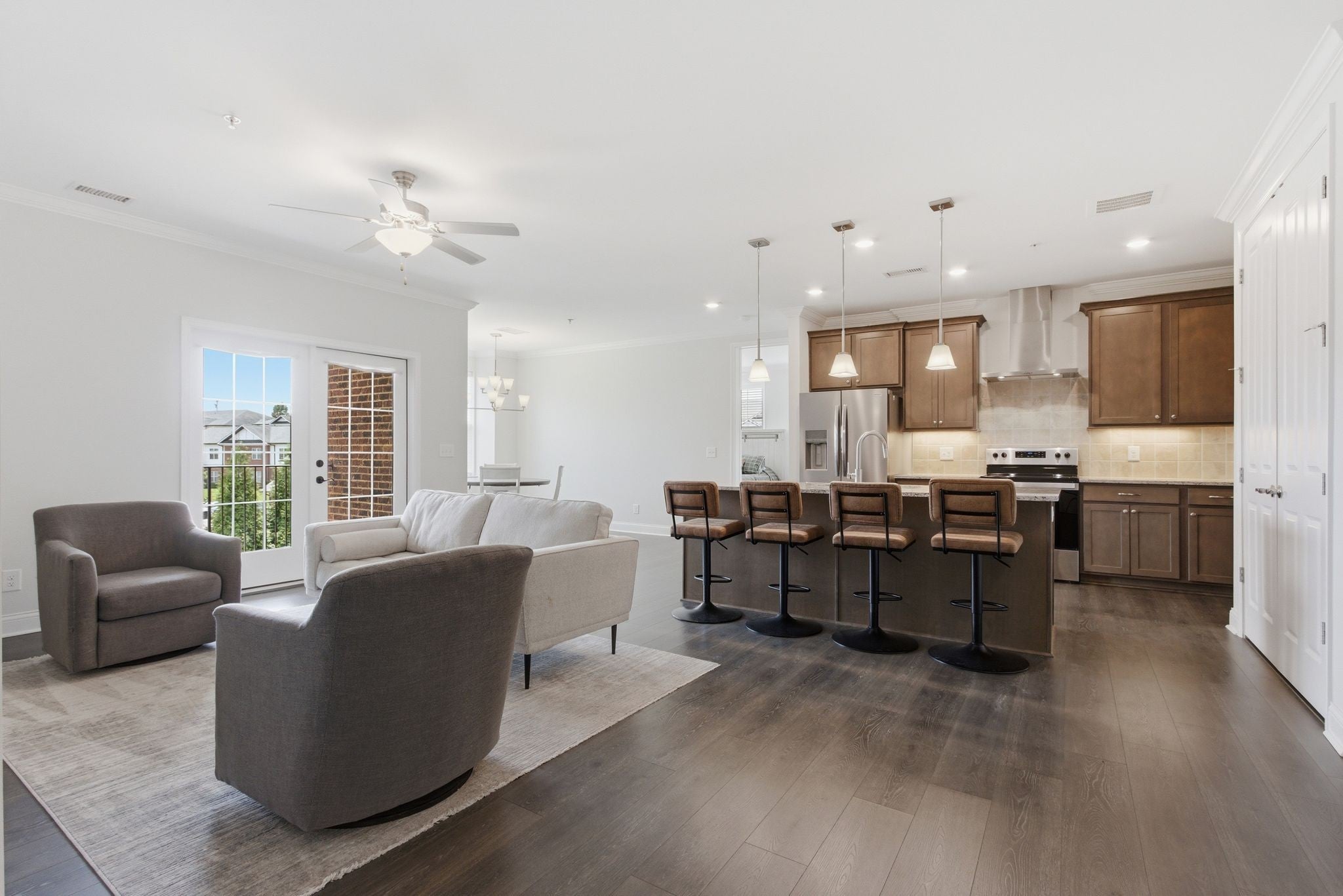 2089 Branford Pl 301