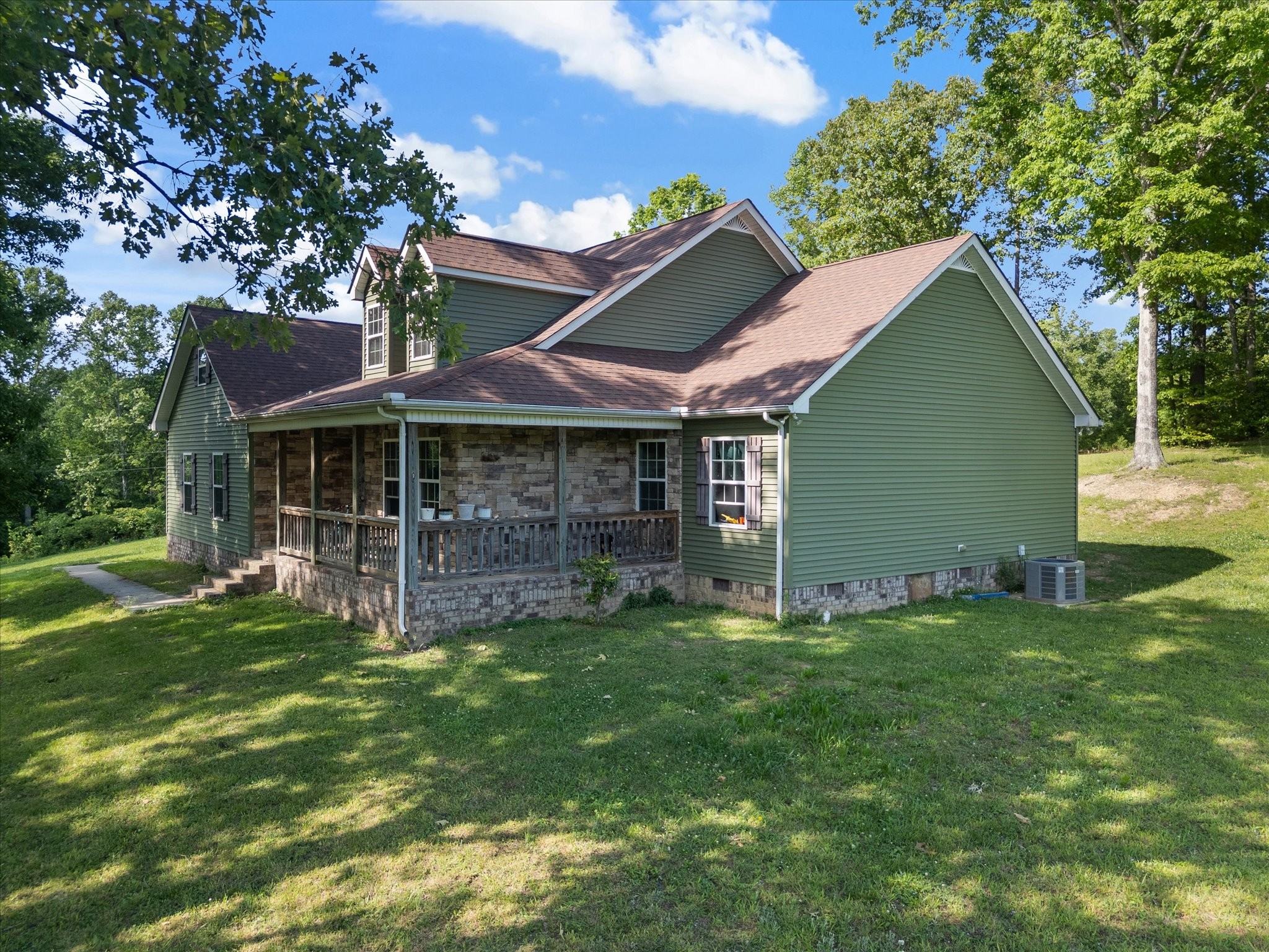 399 Whitaker Cir