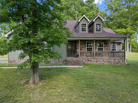 399 Whitaker Cir Red Boiling Springs TN 37150