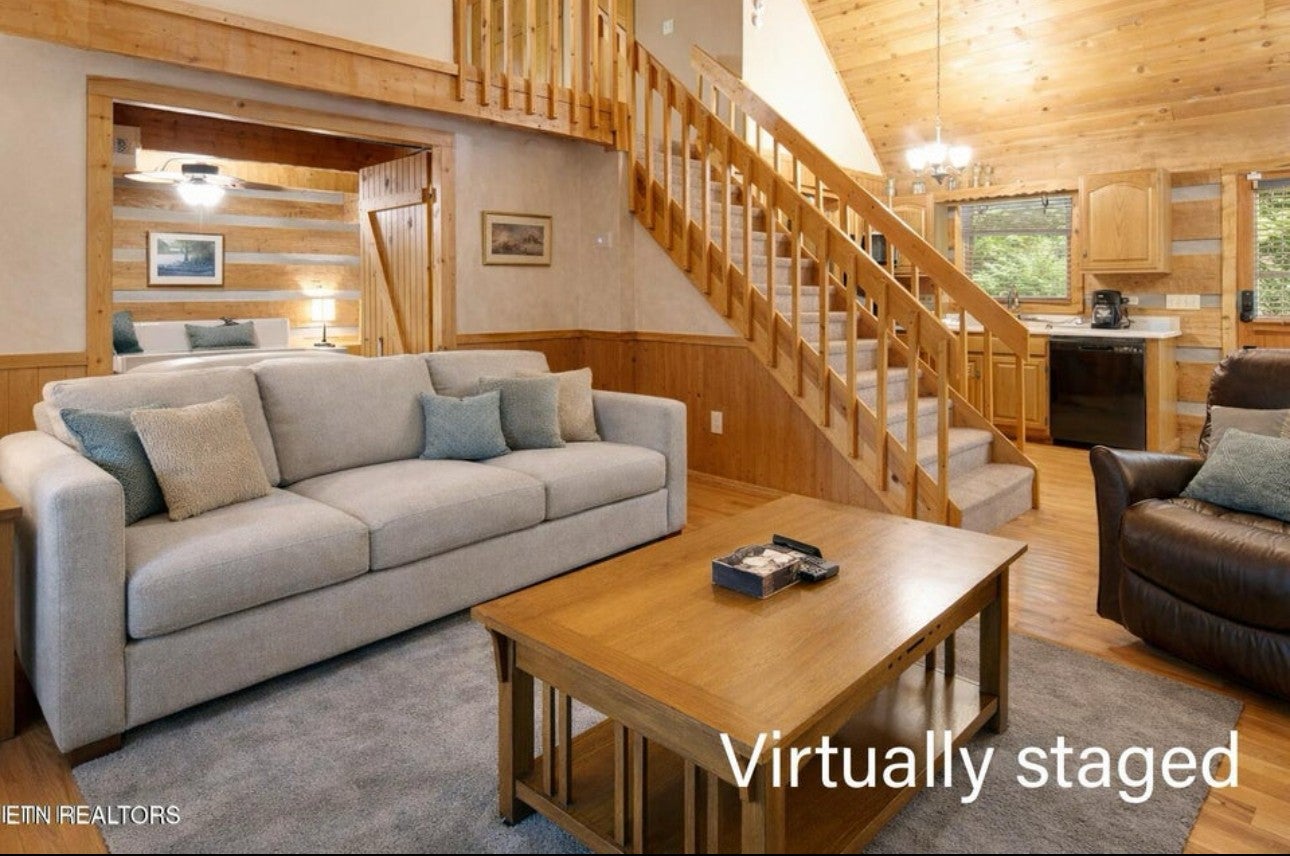 2345 Courtney Ln
