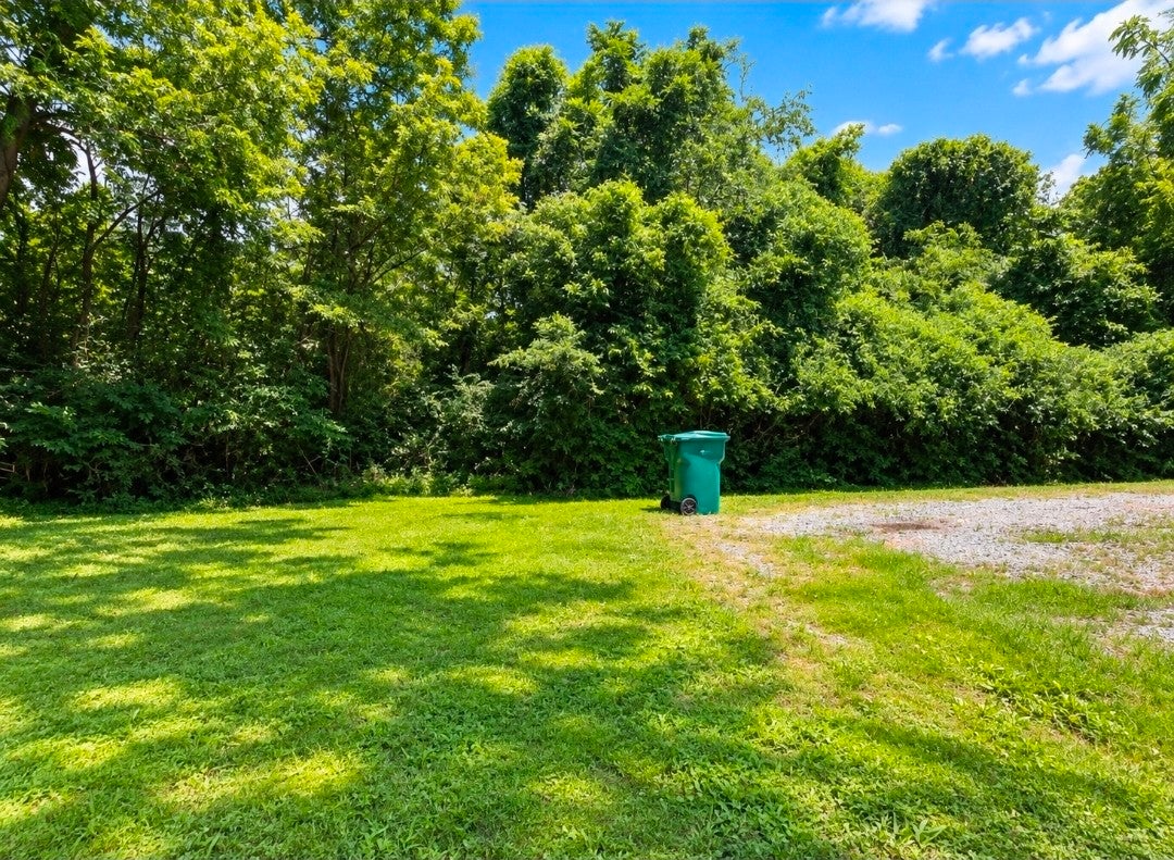 13501 Lebanon Rd
