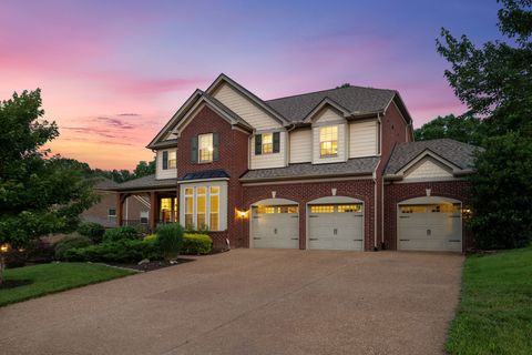 1361 Sweetwater Dr Brentwood TN 37027