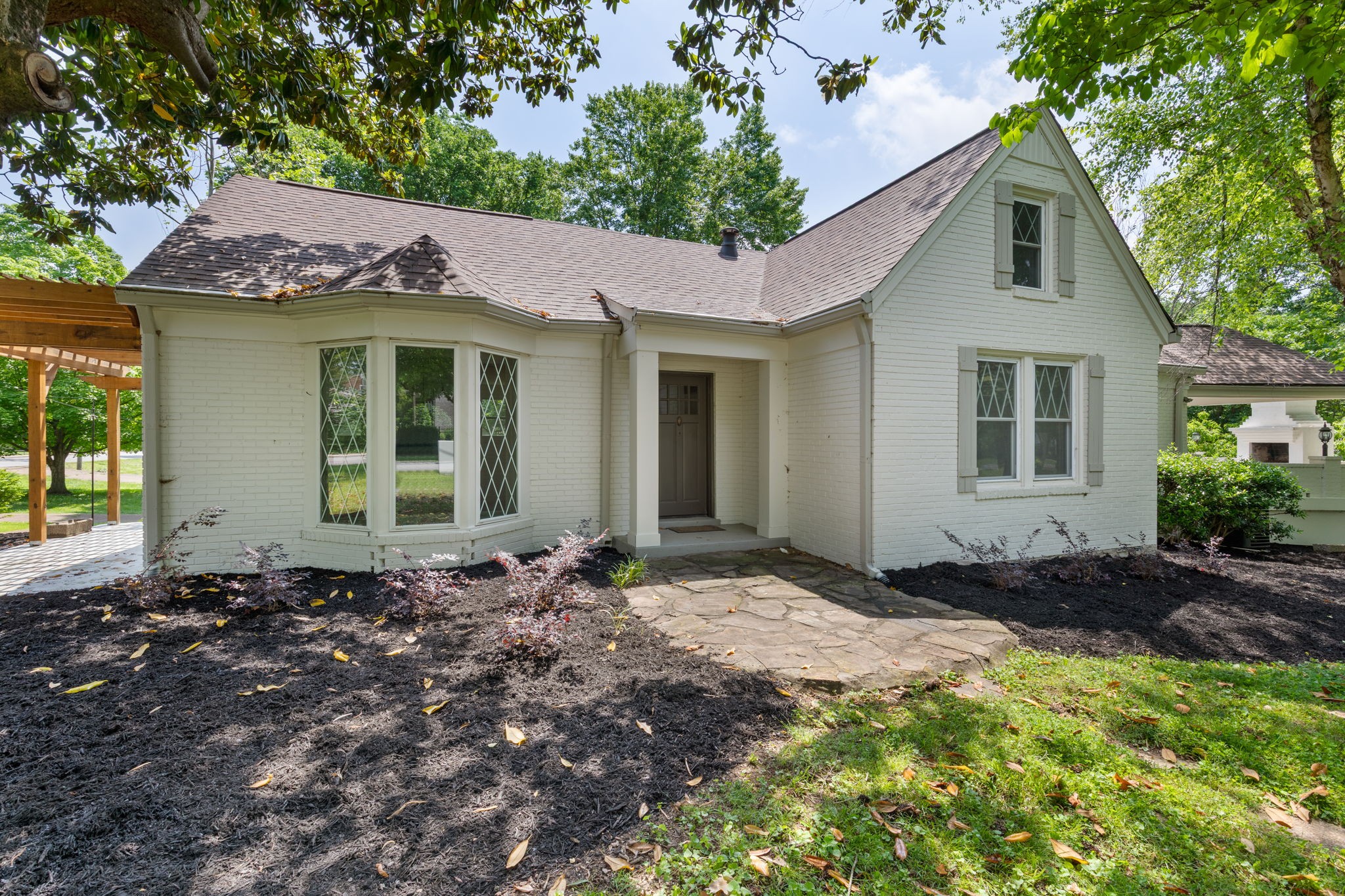 545 Skyview Dr