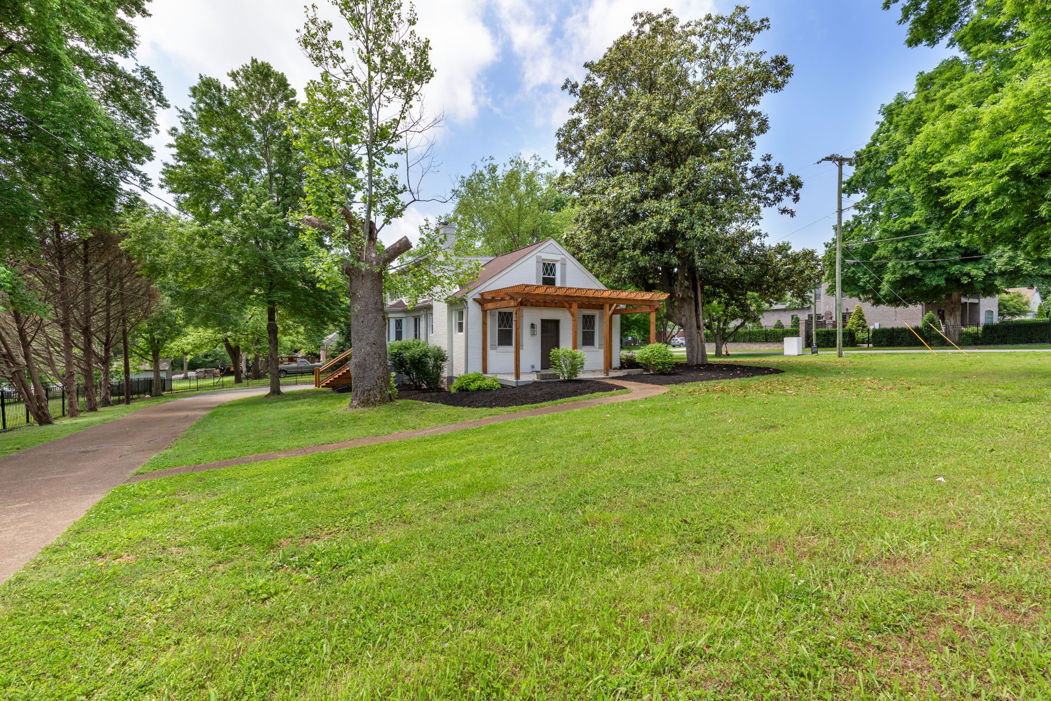 545 Skyview Dr