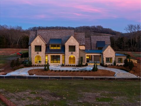 1518 Lurah Ln Franklin TN 37064