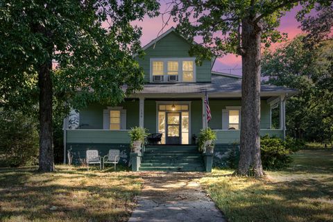 130 Pond Circle Rd Dickson TN 37055