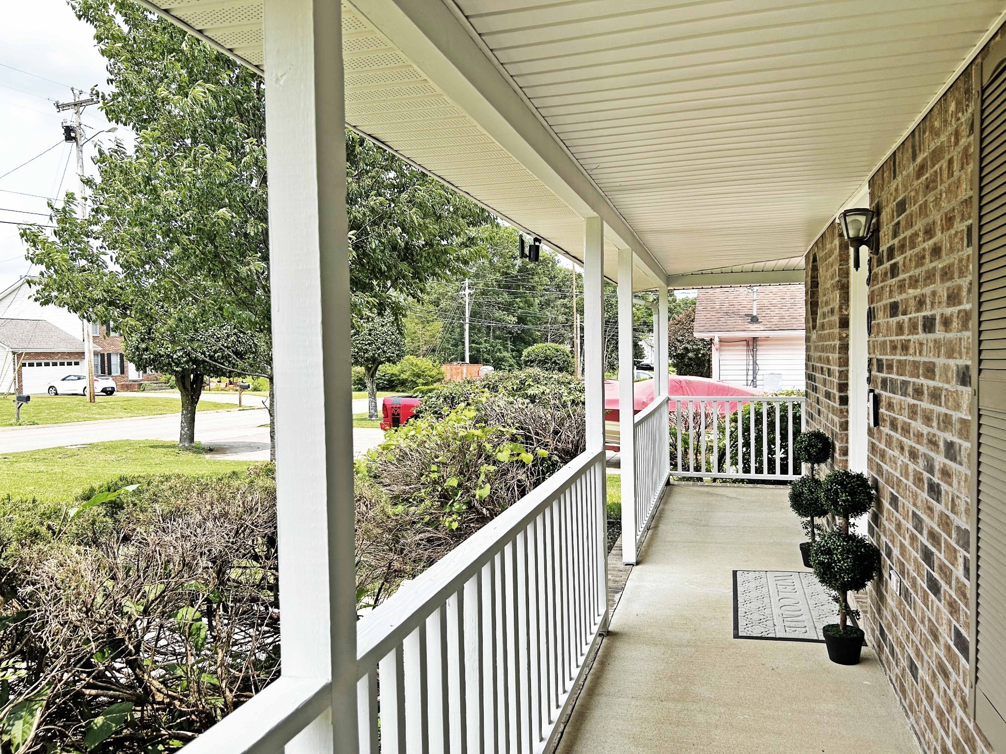 305 Wildwood Dr
