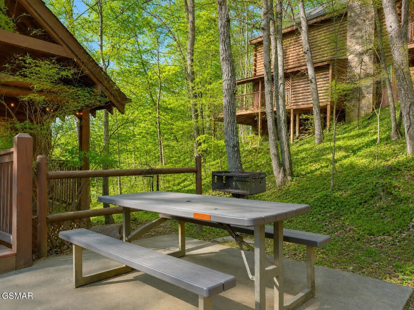 952 Iron Mtn Road