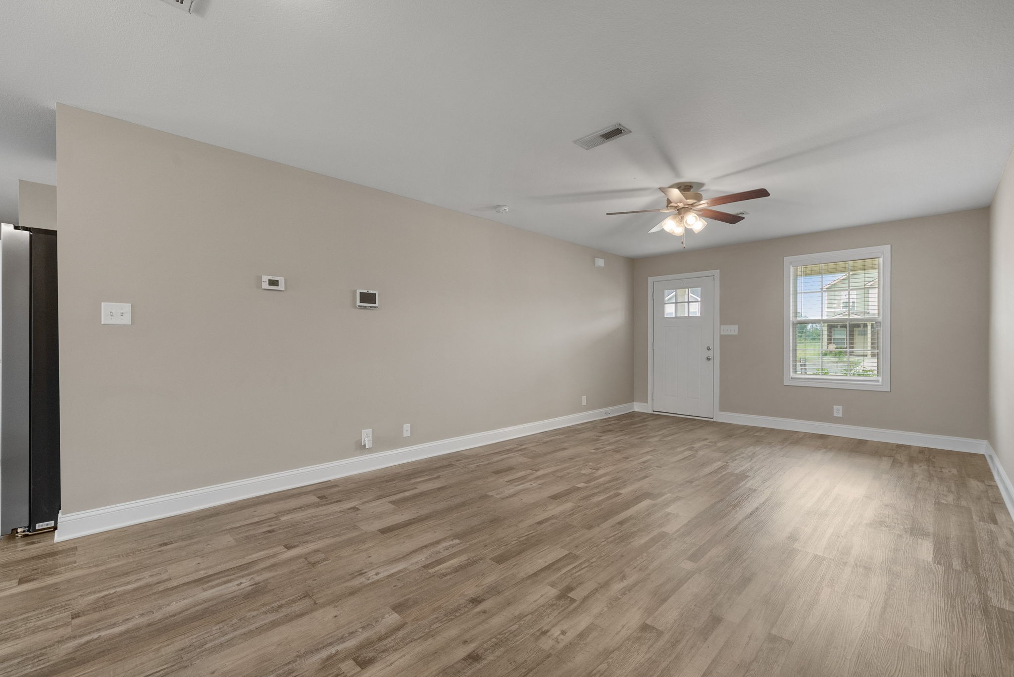 Clarksville, Tennessee 37042, United States, 3 Bedrooms Bedrooms, ,3 BathroomsBathrooms,Residential,Active,137443