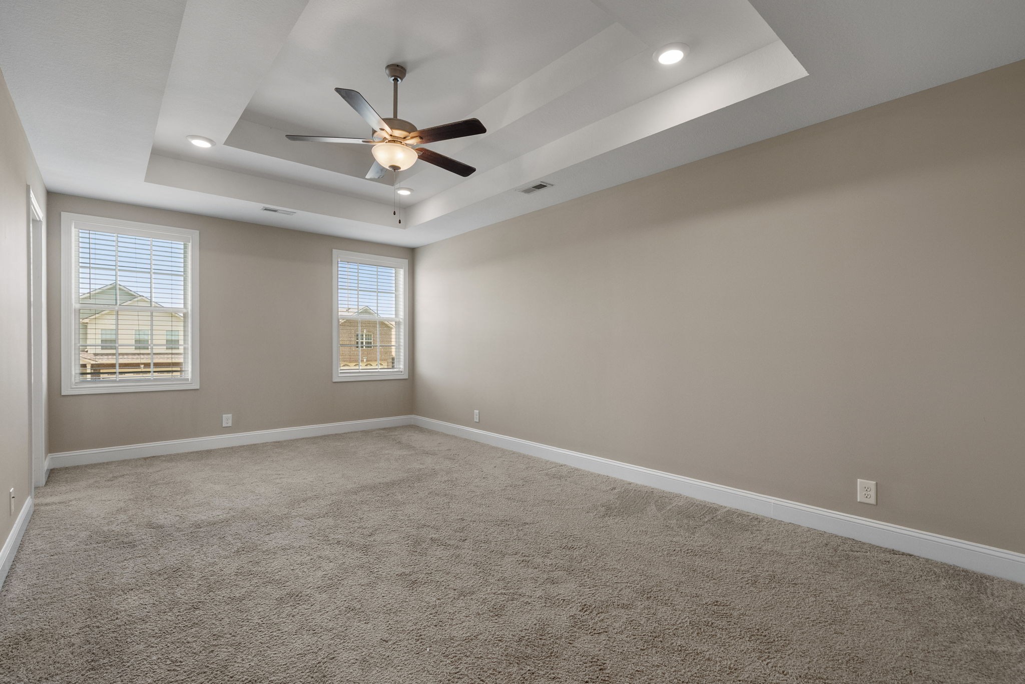 Clarksville, Tennessee 37042, United States, 3 Bedrooms Bedrooms, ,3 BathroomsBathrooms,Residential,Active,137443