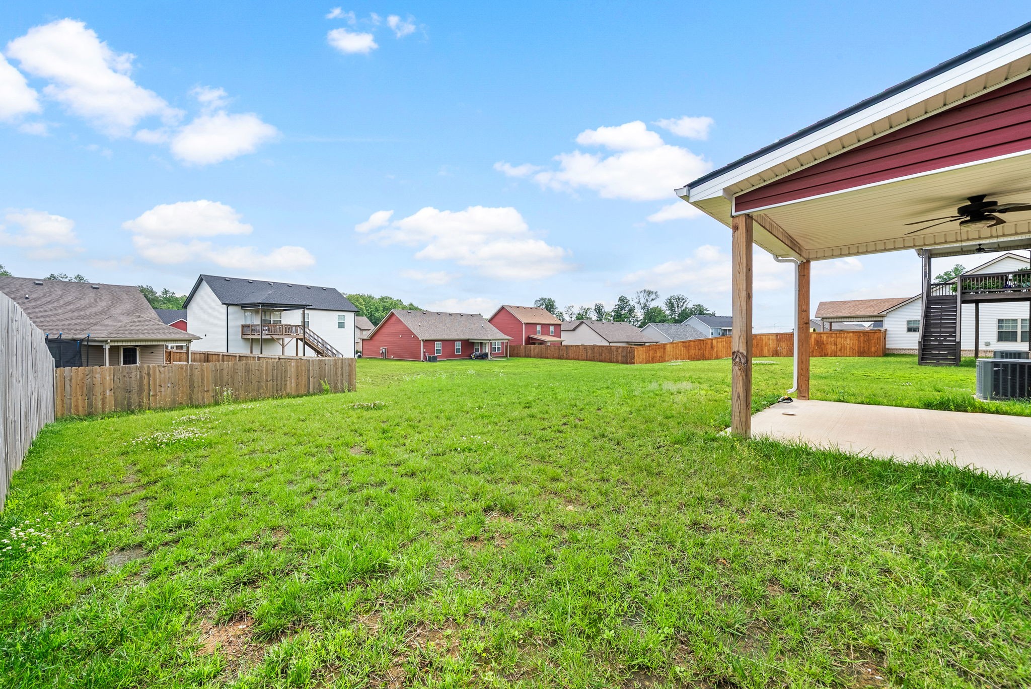 Clarksville, Tennessee 37042, United States, 3 Bedrooms Bedrooms, ,3 BathroomsBathrooms,Residential,Active,137443