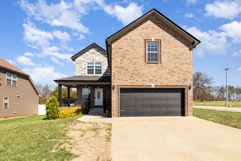 1033 Garner Hills Dr Clarksville TN 37042