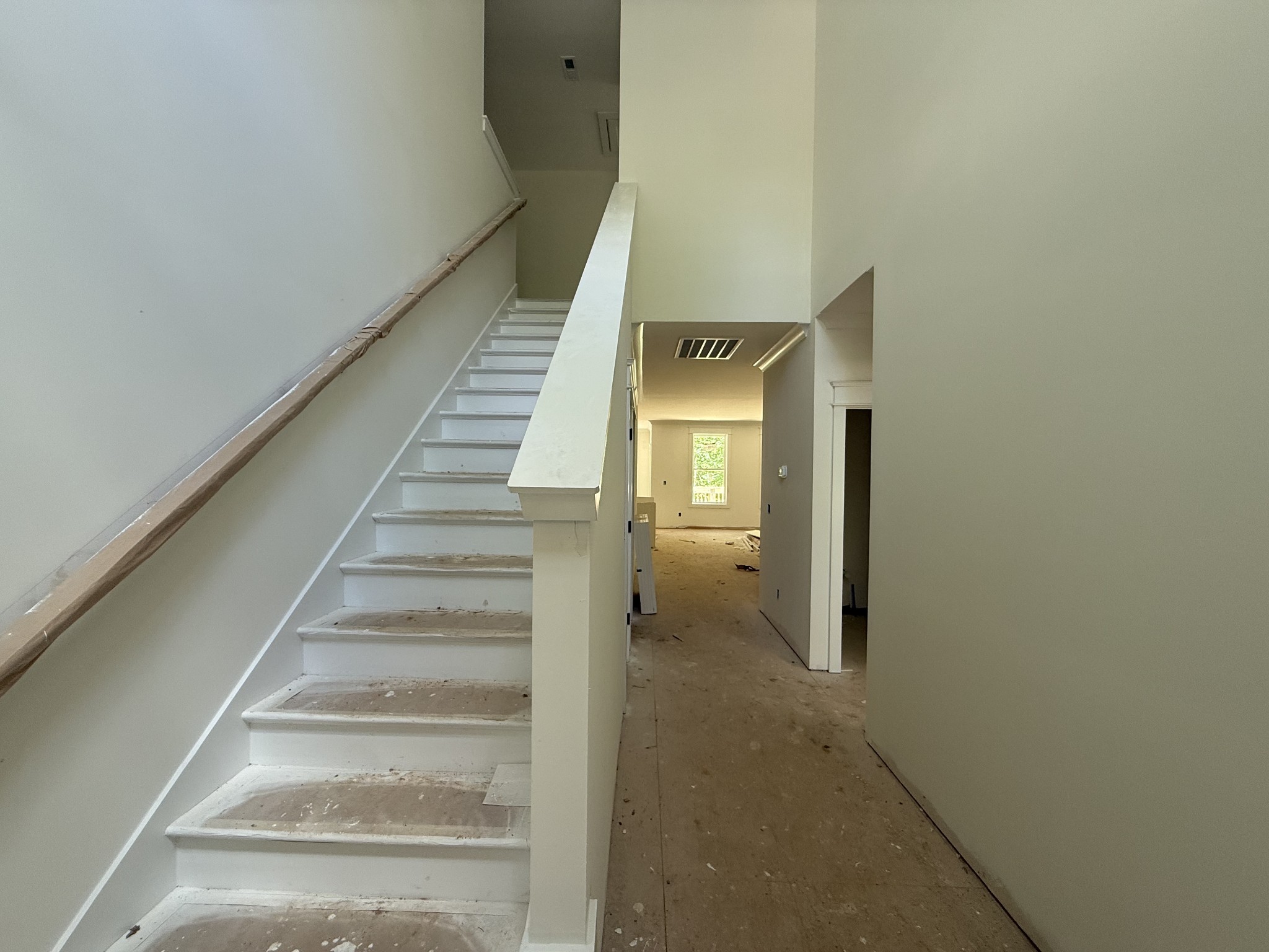 10005 Forest Lane