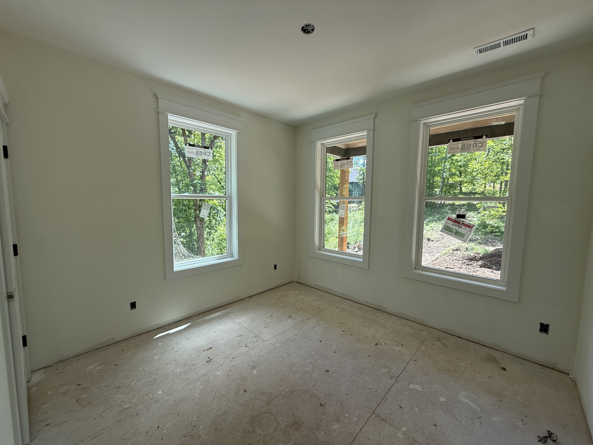 10005 Forest Lane