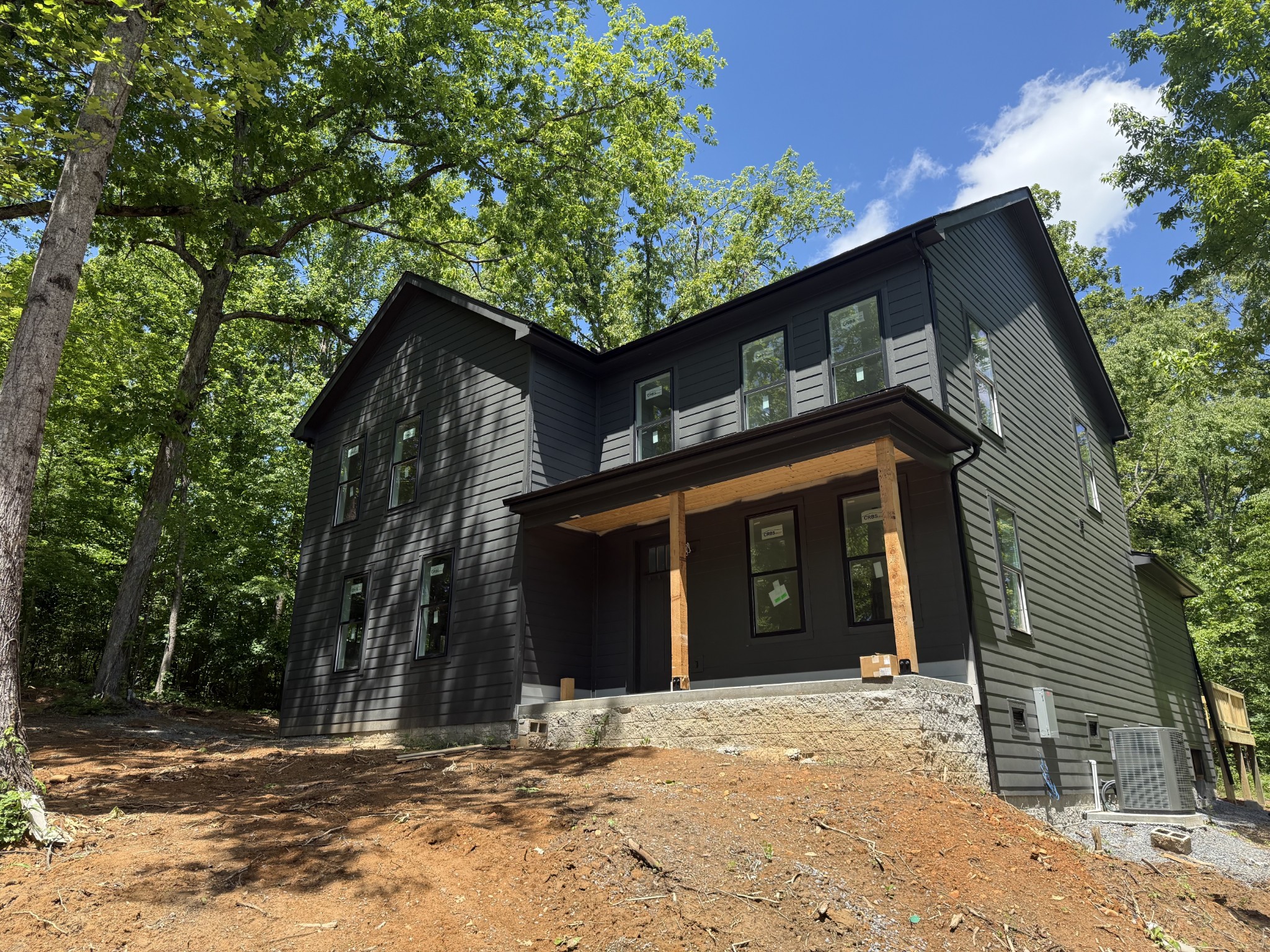 10005 Forest Lane