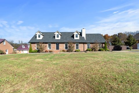 102 Pennsylvania Ave White House TN 37188