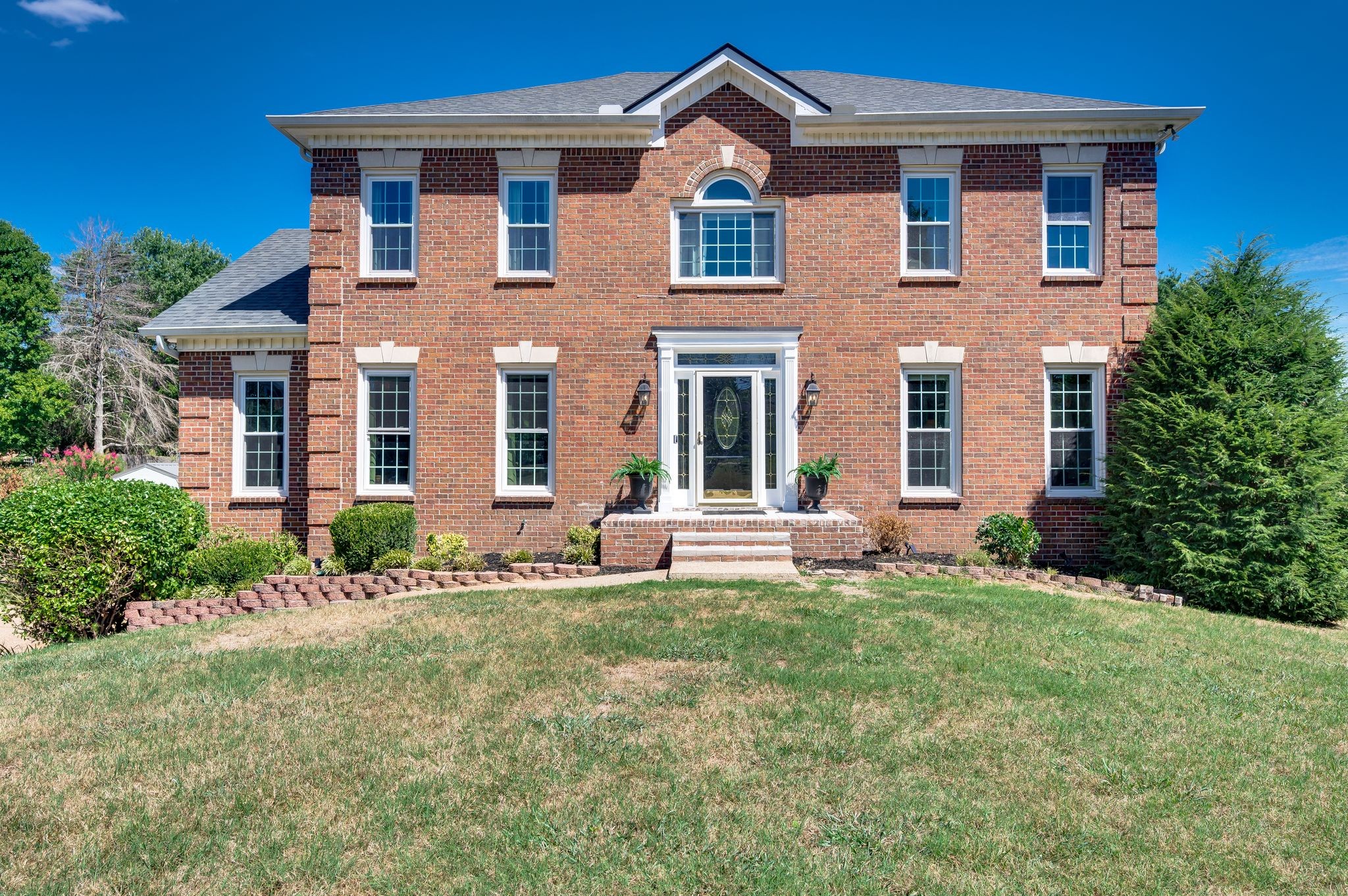4011 Trail Ridge Dr