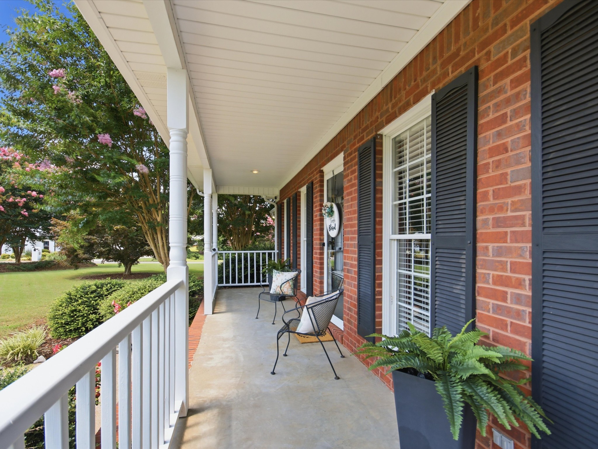 4 Derby Dr
