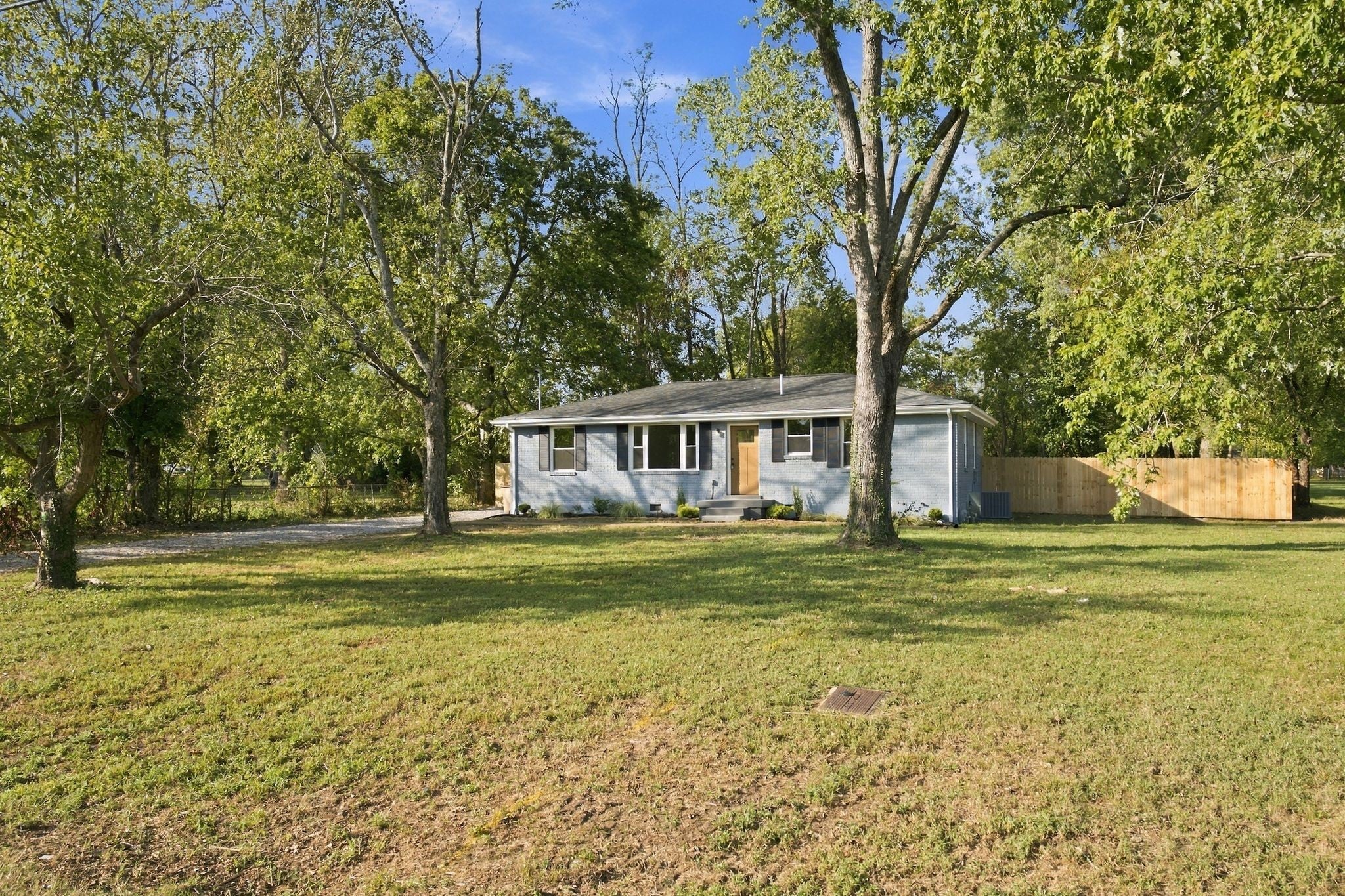 3912 Mallard Dr