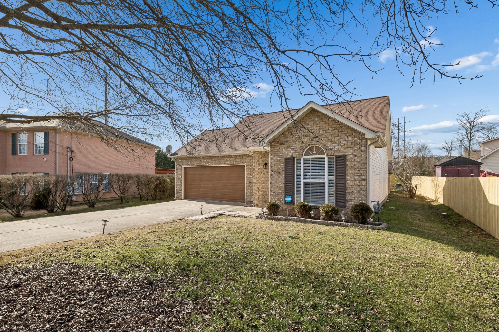 4904 Hickory Woods E