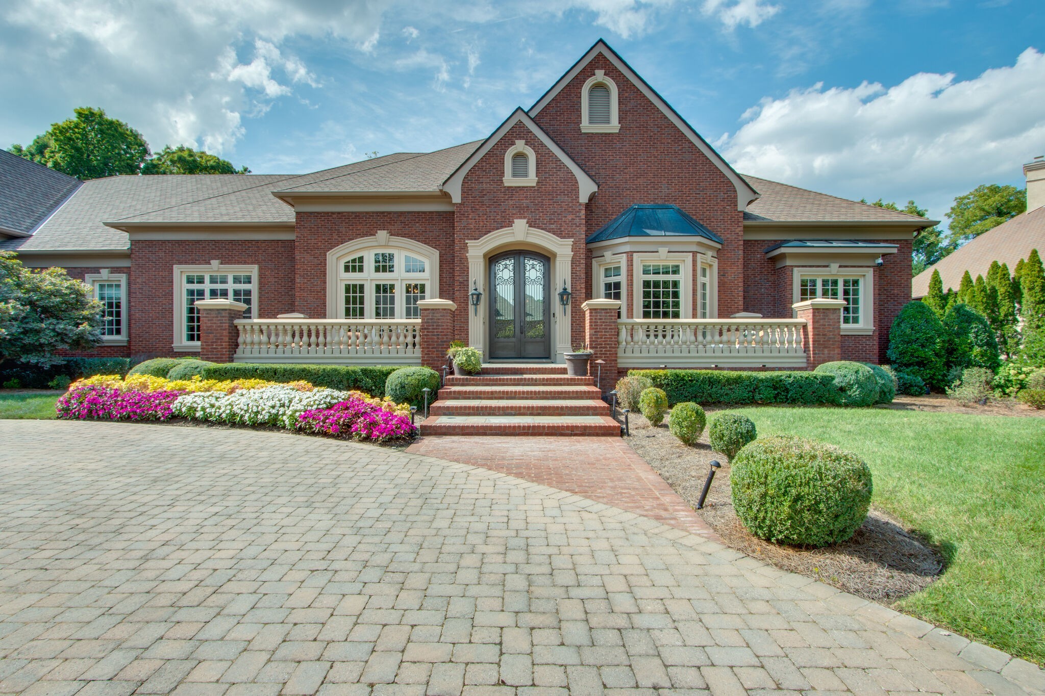 27 Governors Way