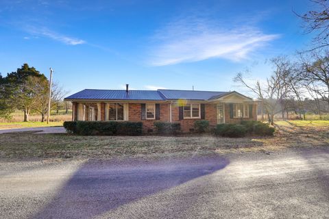 460 Honey Fork Rd Indian Mound TN 37079