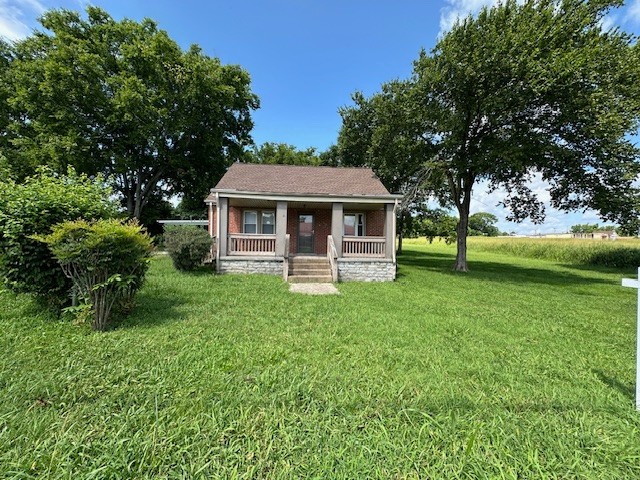 124 Sanders Ferry Rd
