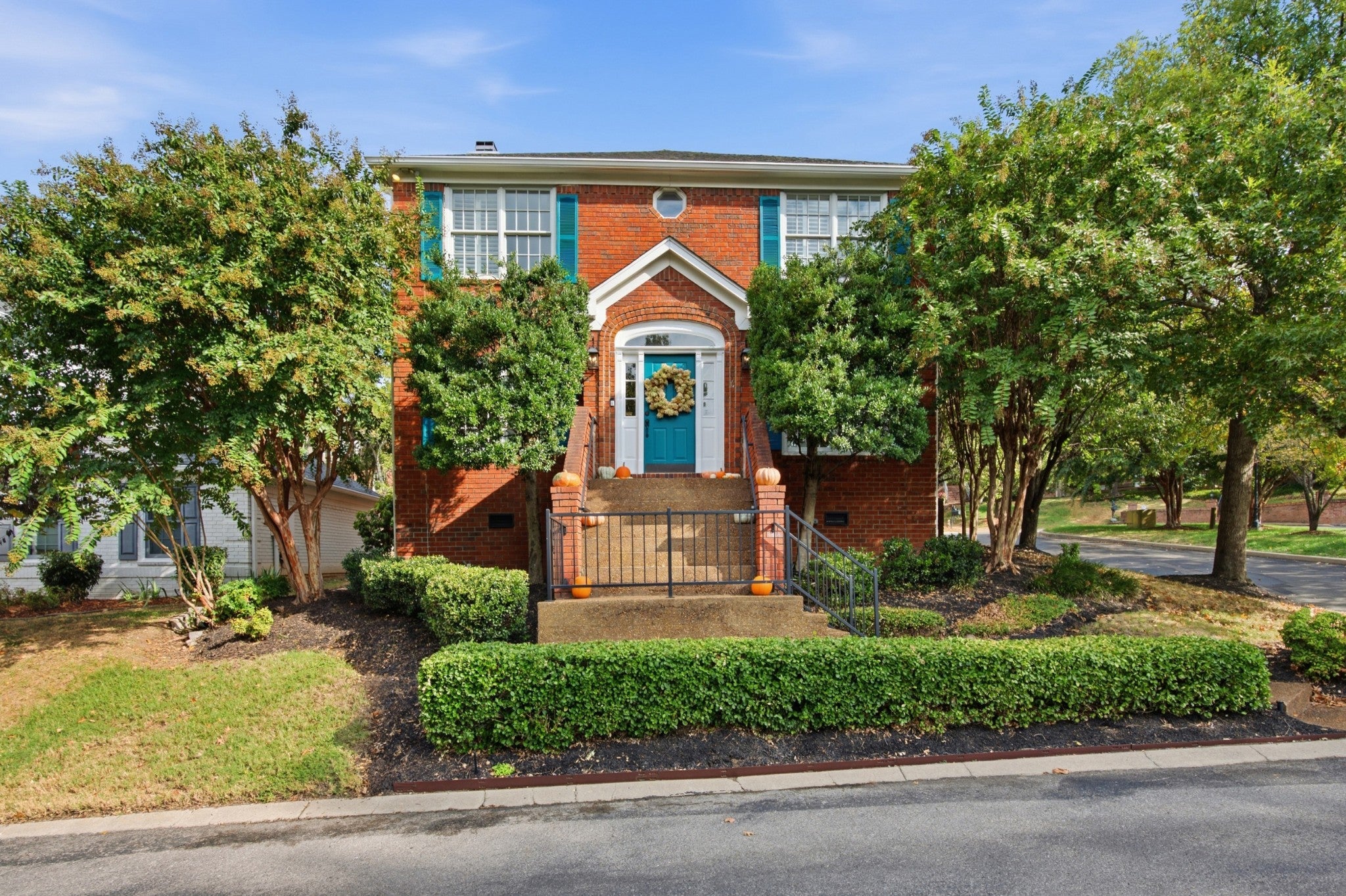 72 Ravenwood Hills Cir