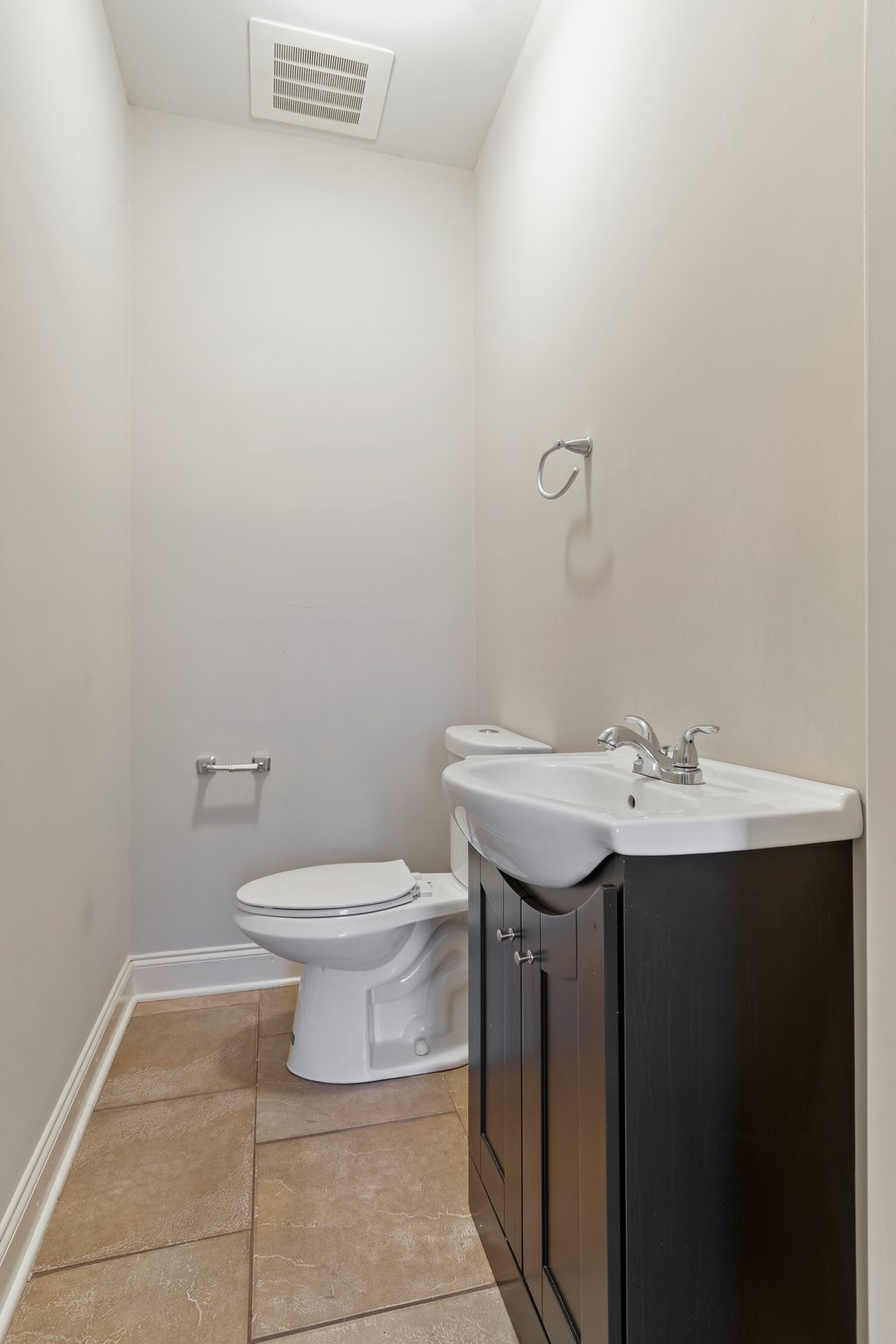 Brentwood, Tennessee 37027, United States, 5 Bedrooms Bedrooms, ,6 BathroomsBathrooms,Residential,Active,118348