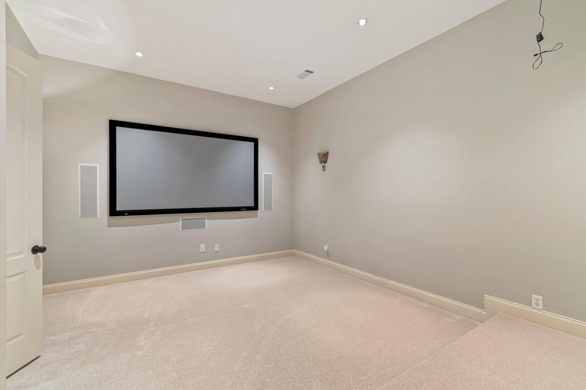 Brentwood, Tennessee 37027, United States, 5 Bedrooms Bedrooms, ,6 BathroomsBathrooms,Residential,Active,118348