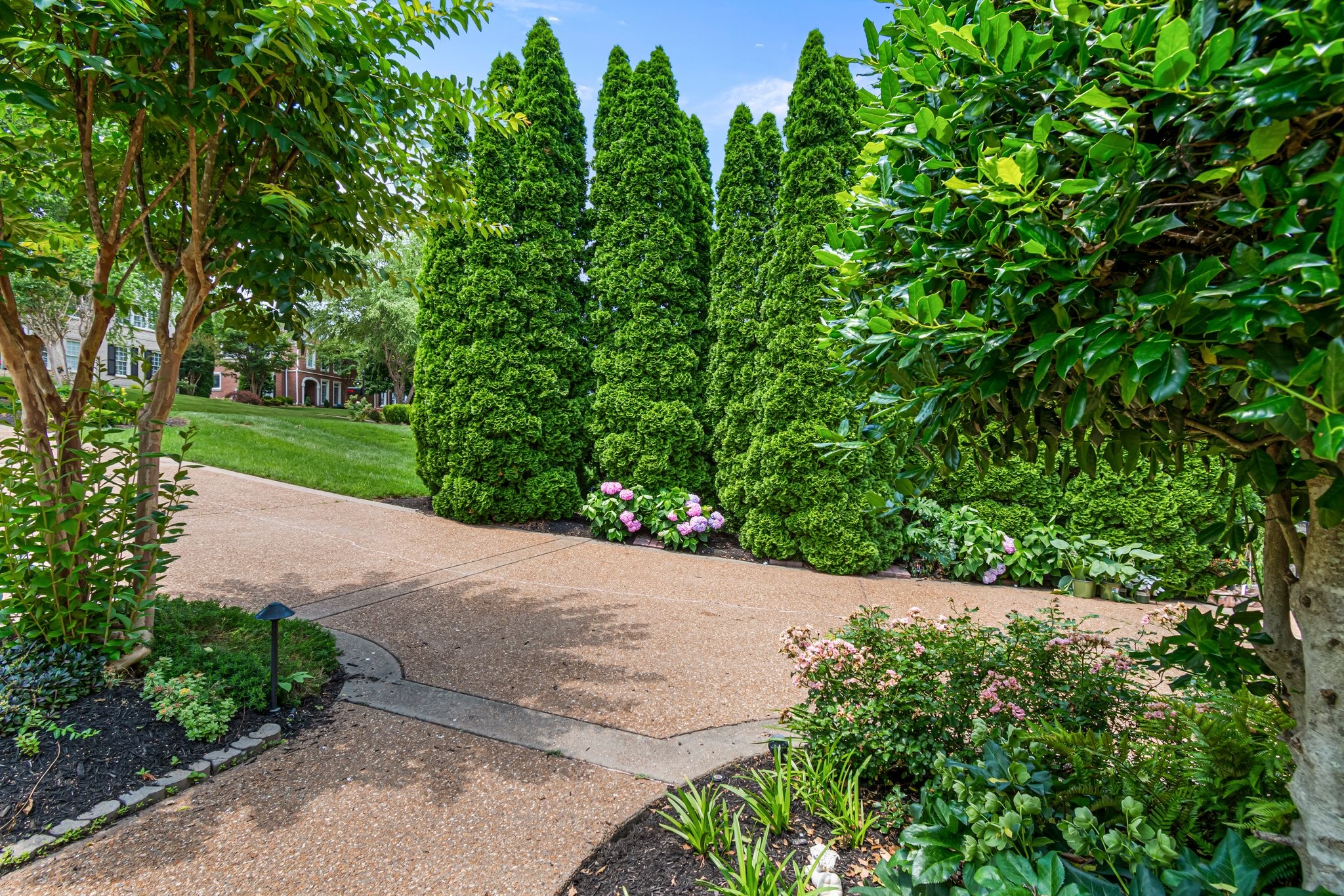 Brentwood, Tennessee 37027, United States, 5 Bedrooms Bedrooms, ,6 BathroomsBathrooms,Residential,Active,118348