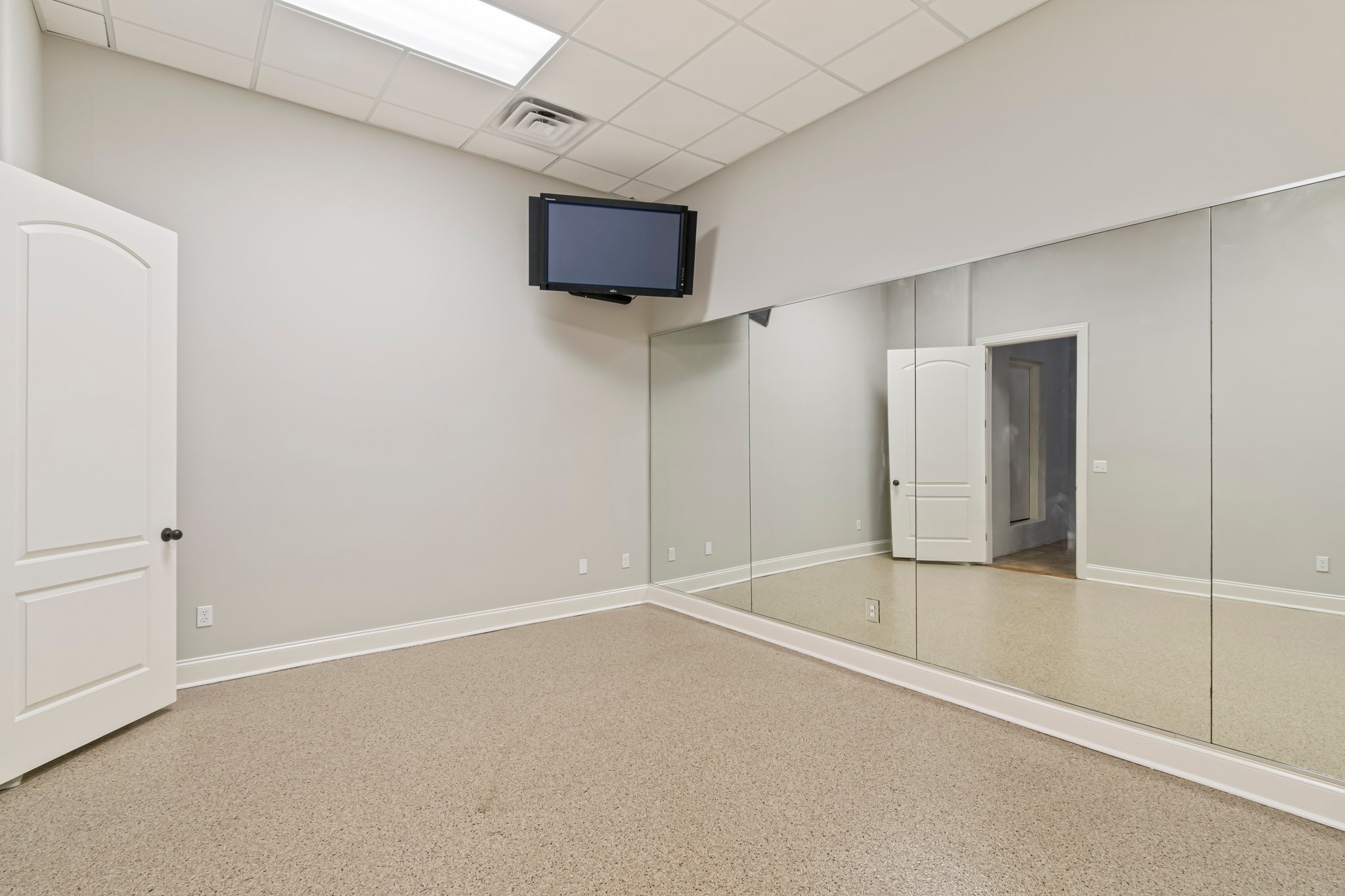 Brentwood, Tennessee 37027, United States, 5 Bedrooms Bedrooms, ,6 BathroomsBathrooms,Residential,Active,118348