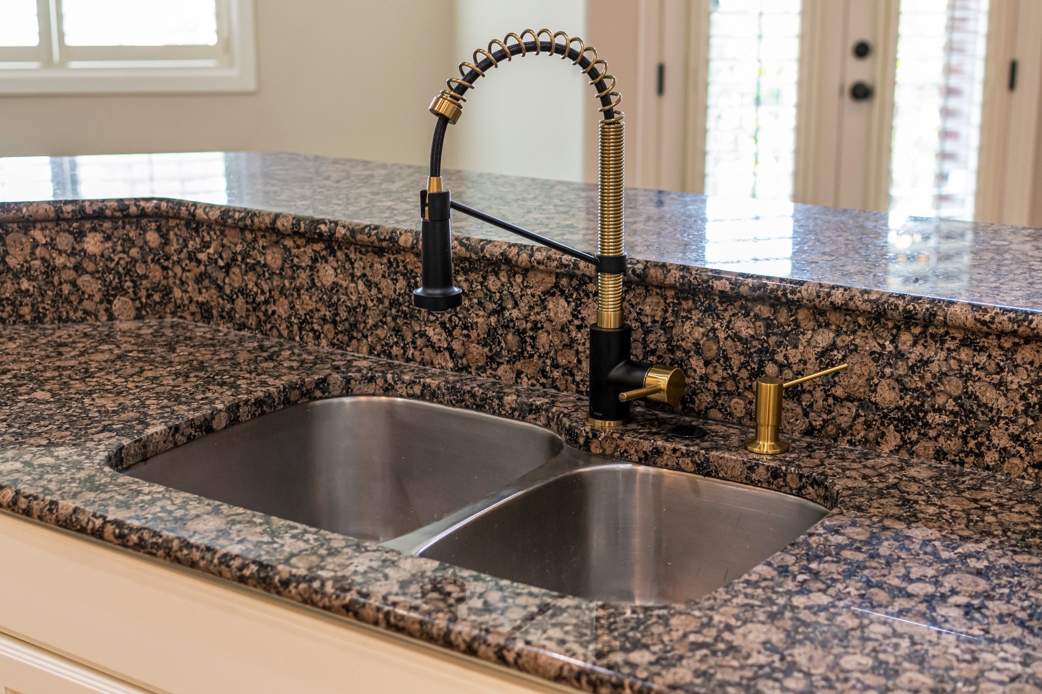 Brentwood, Tennessee 37027, United States, 5 Bedrooms Bedrooms, ,6 BathroomsBathrooms,Residential,Active,118348