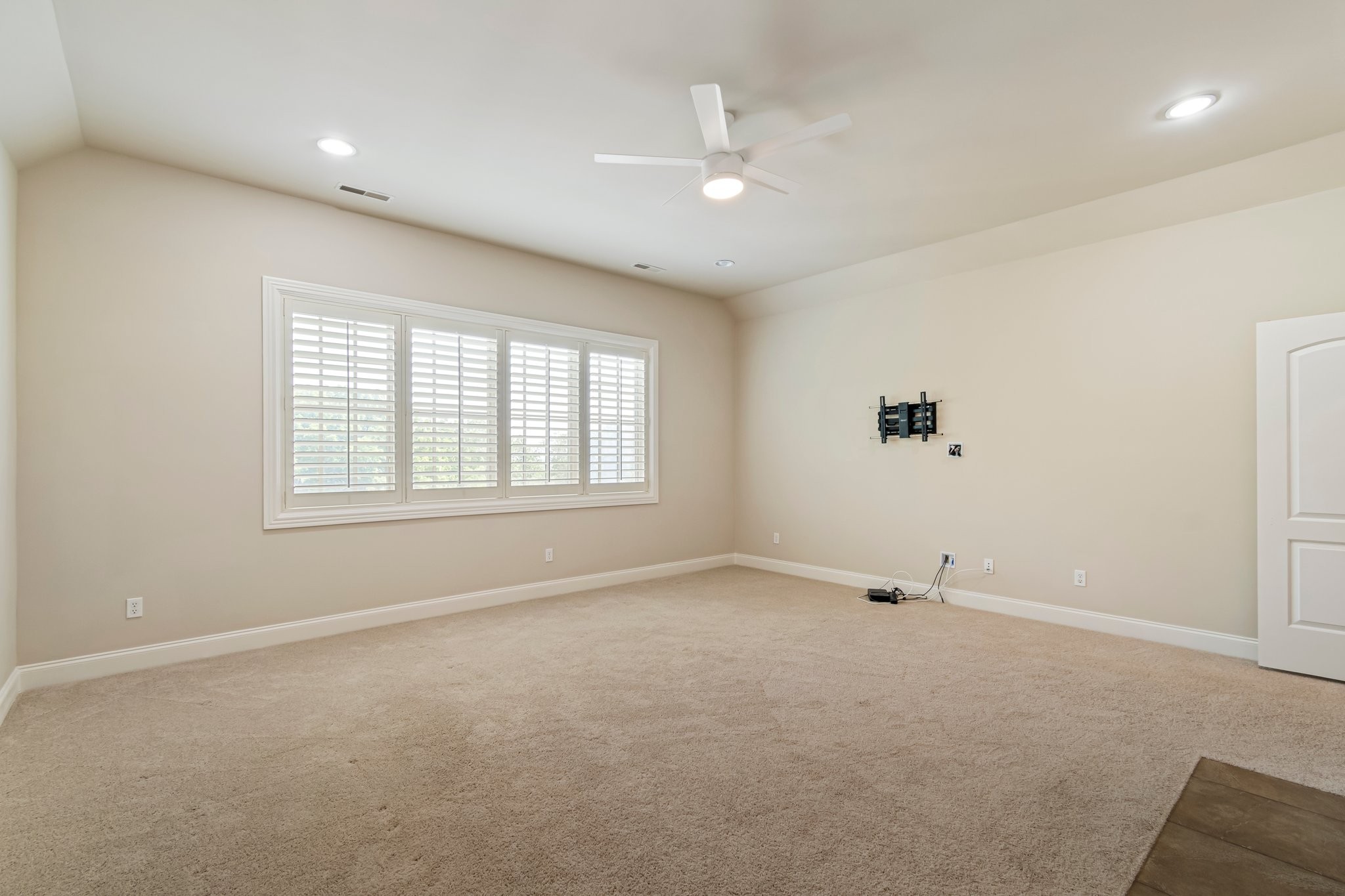 Brentwood, Tennessee 37027, United States, 5 Bedrooms Bedrooms, ,6 BathroomsBathrooms,Residential,Active,118348