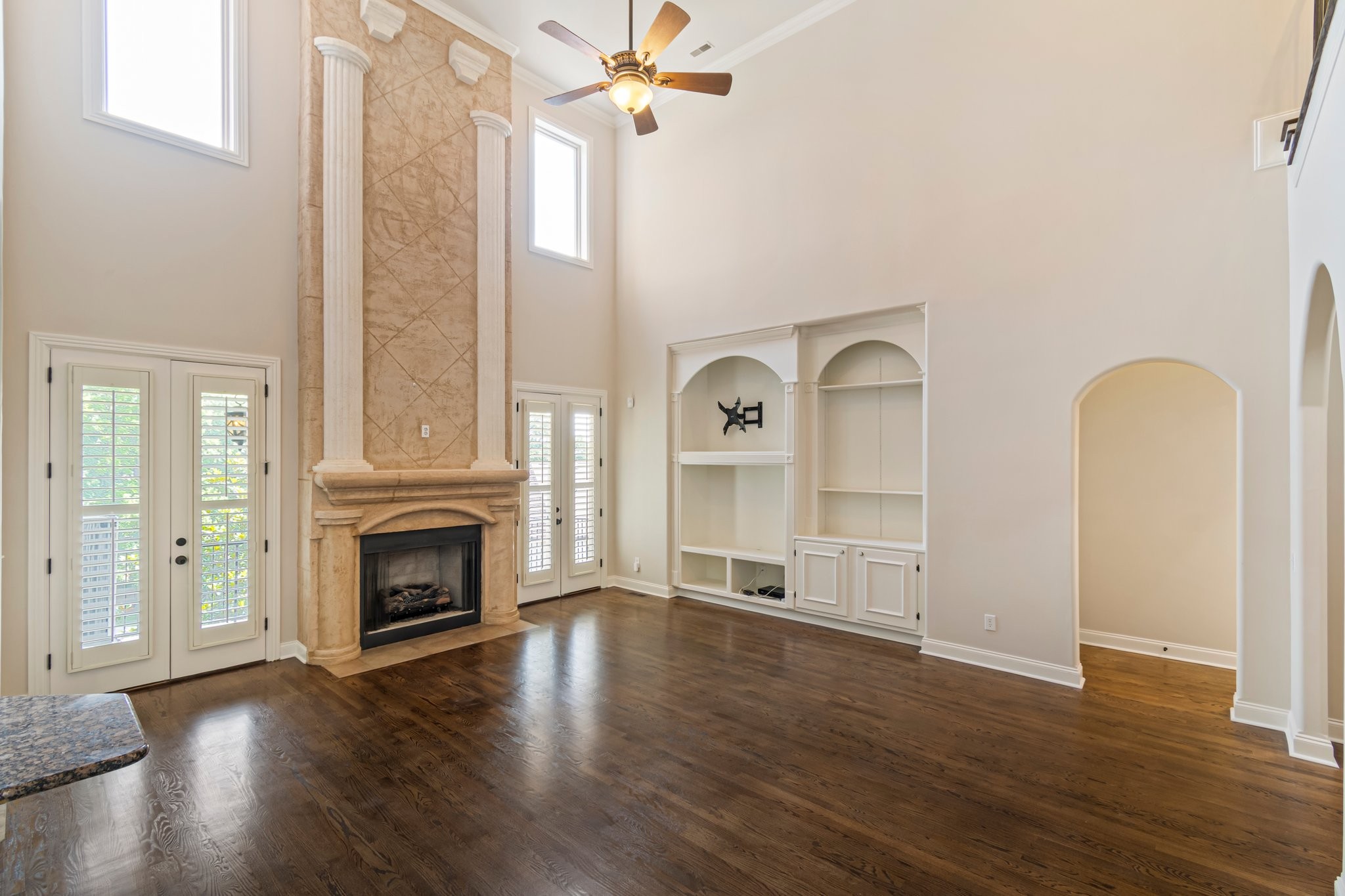 Brentwood, Tennessee 37027, United States, 5 Bedrooms Bedrooms, ,6 BathroomsBathrooms,Residential,Active,118348